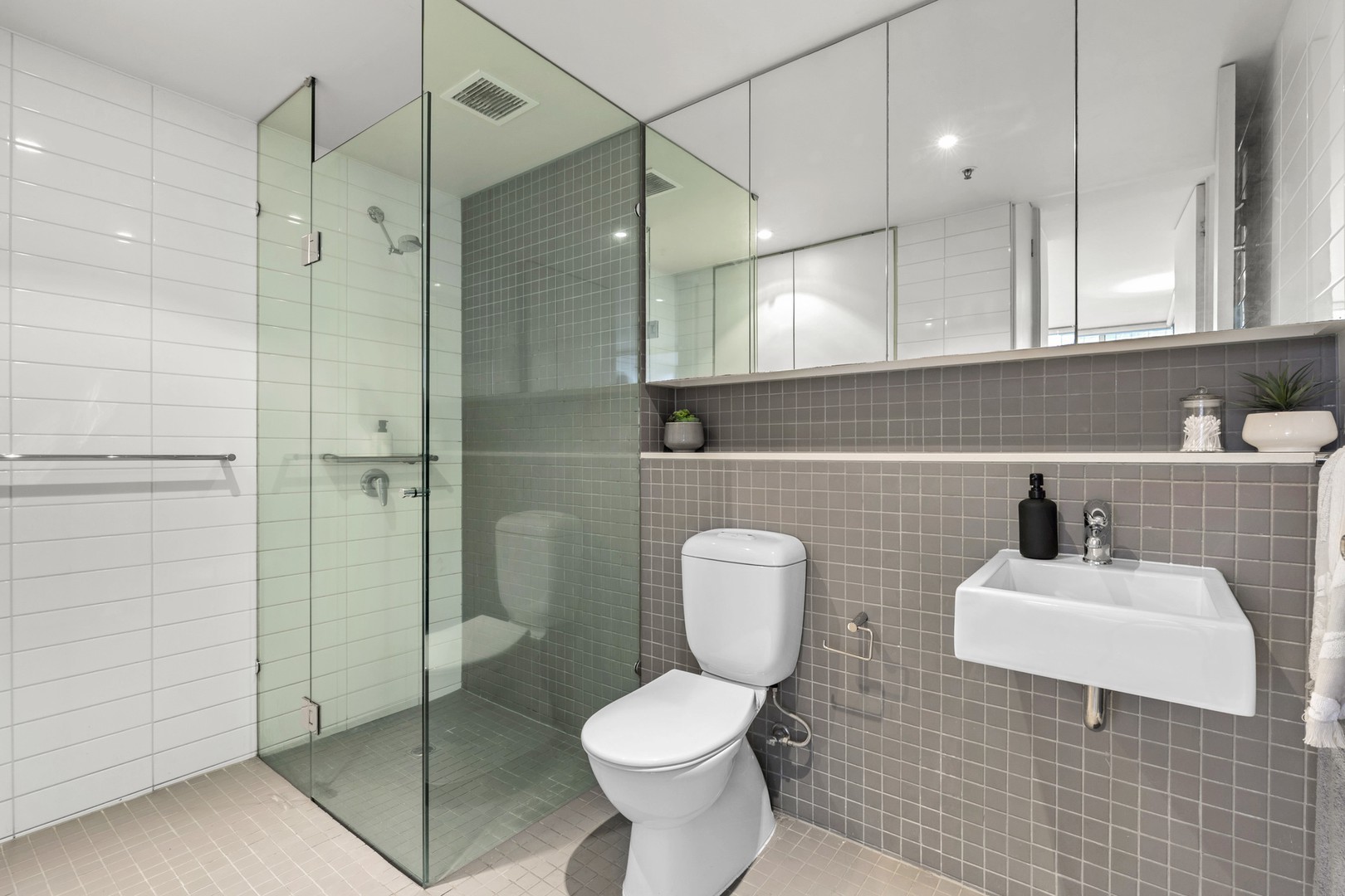 608/8 McCrae Street, Docklands, VIC 3008, Docklands - Thumbnail 6