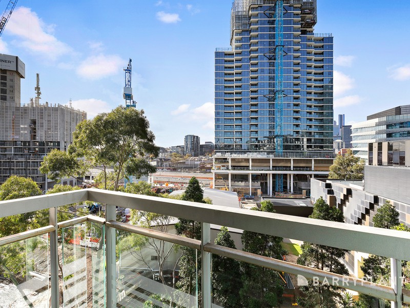 608A/198 Harbour Esplanade, Docklands, VIC 3008 - Image - 11/06/2026