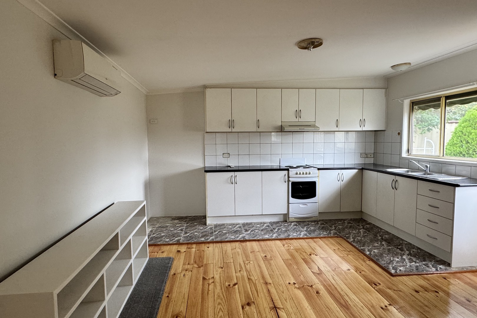 60A Hales Crescent, Jacana, VIC 3047, Jacana - Thumbnail 4