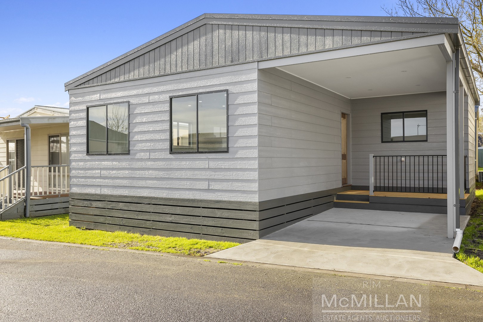 61/131 Nepean Highway, Dromana, VIC 3936 - Thumbnail 2 - 06/10/2023