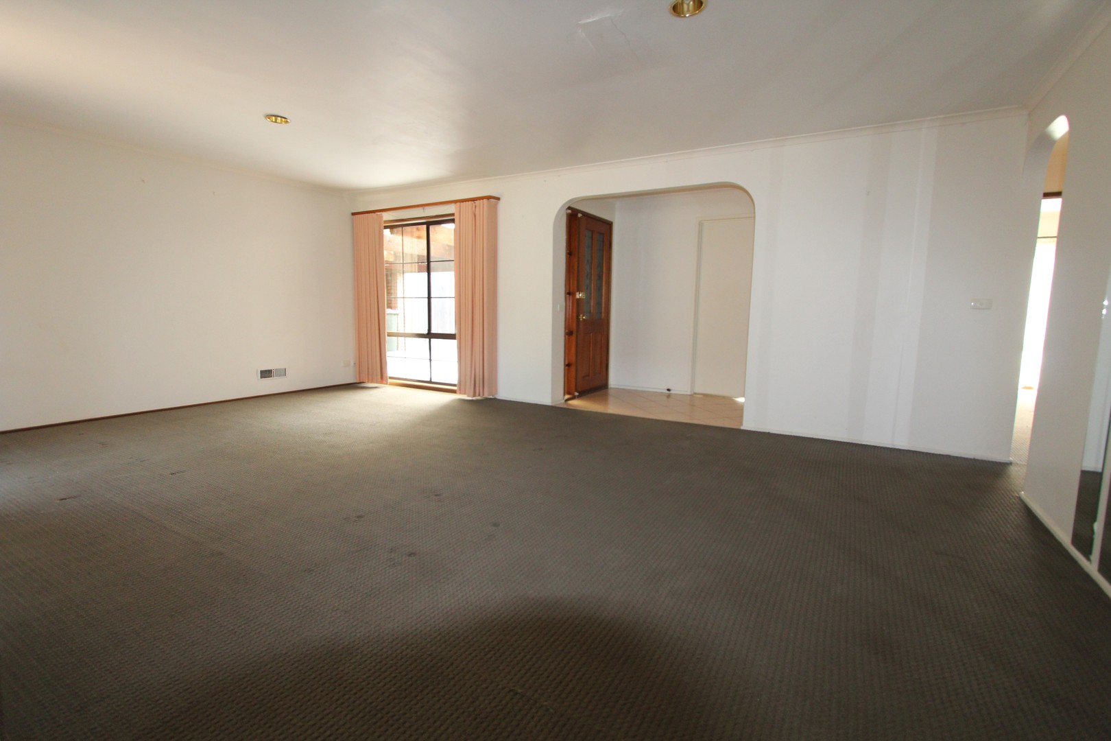 61 Balladonia Road, Rowville, VIC 3178, Rowville - Thumbnail 2