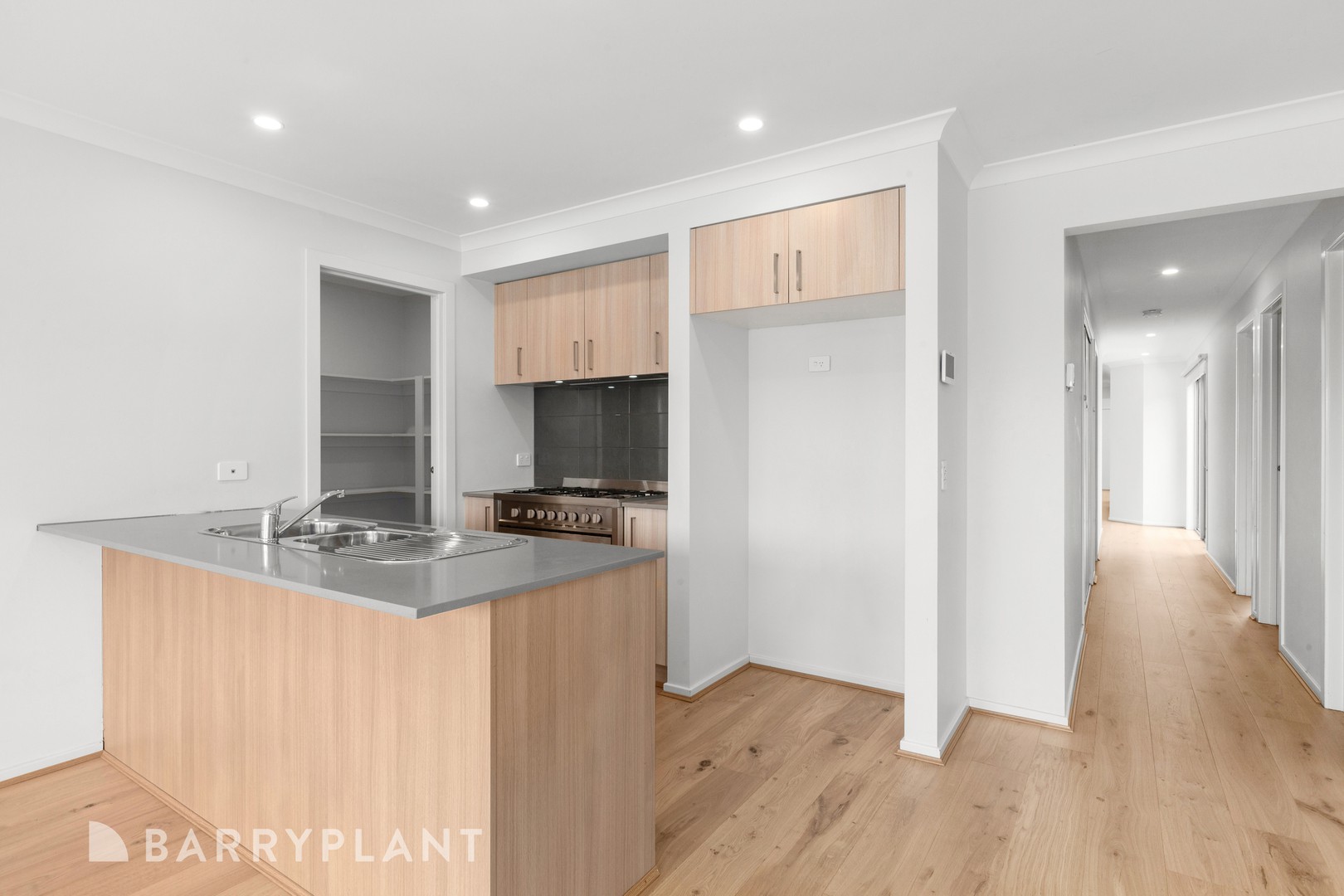 61 Bridgewater Parkway, Wallan, VIC 3756, Wallan - Thumbnail 3