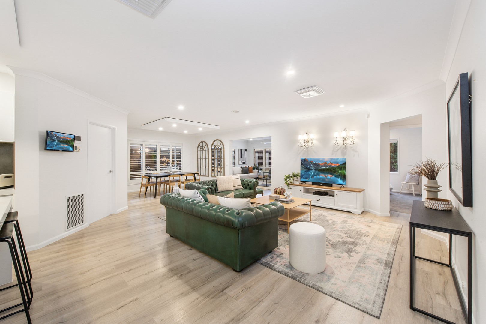61 Cambridge Crescent, Taylors Lakes, VIC 3038, Taylors Lakes - Thumbnail 6