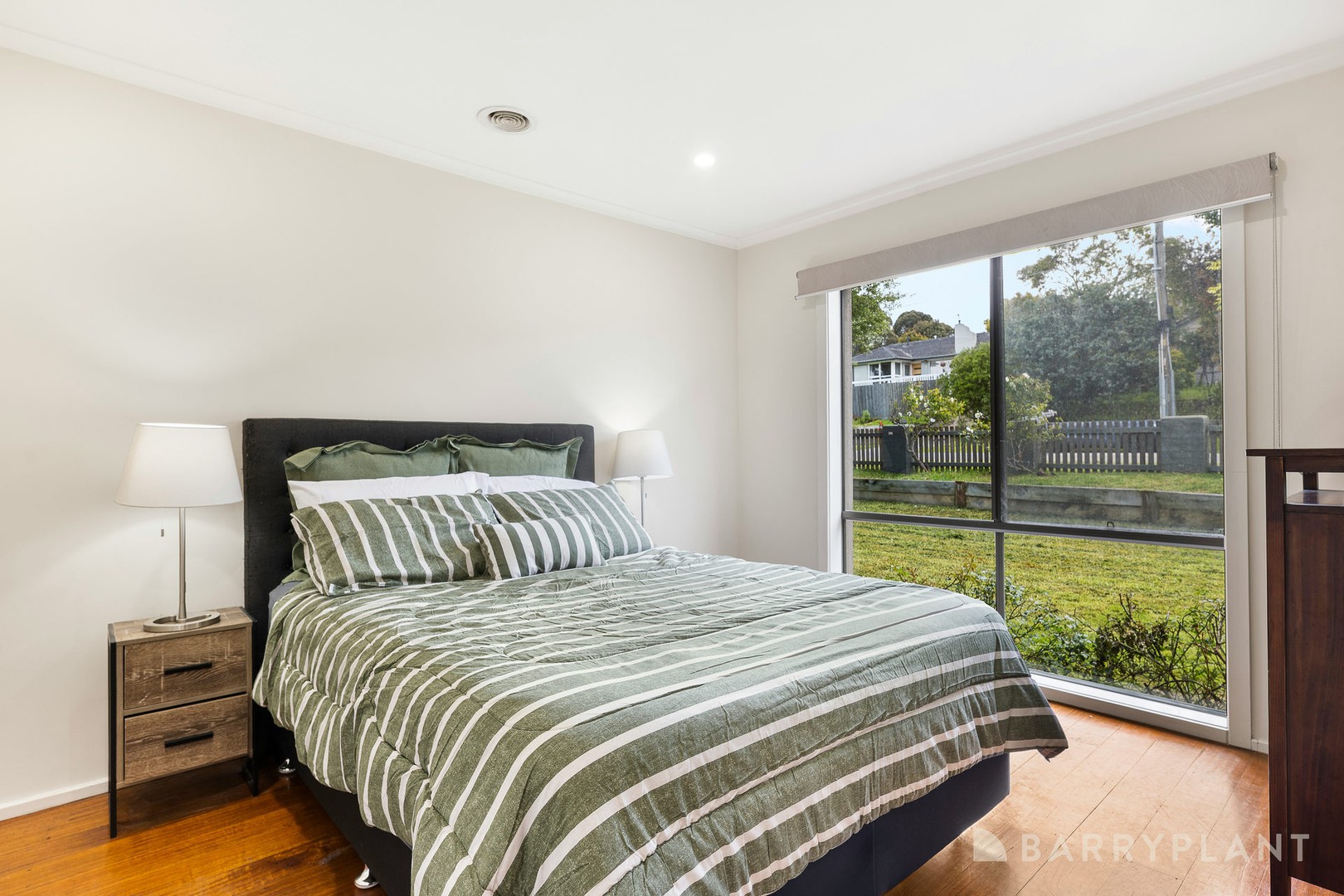 61 Cardigan Road, Mooroolbark, VIC 3138, Mooroolbark - Thumbnail 5