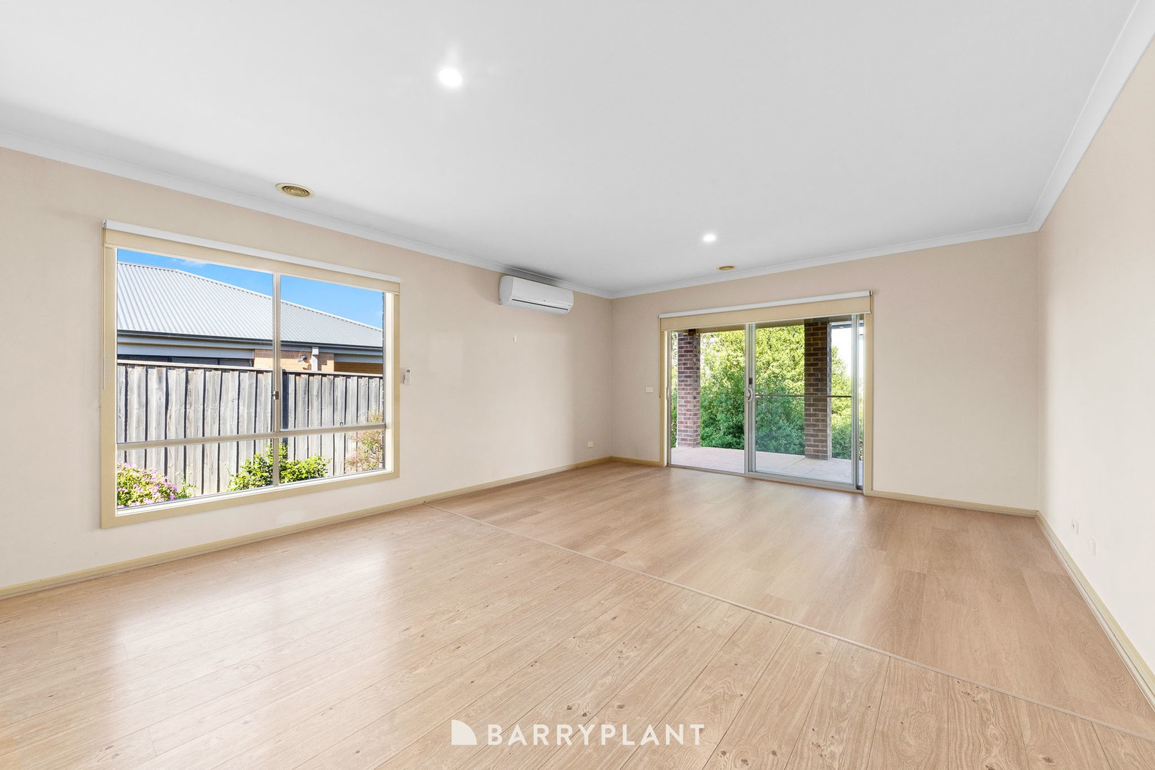 61 Como Parade, Clyde North, VIC 3978, Clyde North - Thumbnail 4