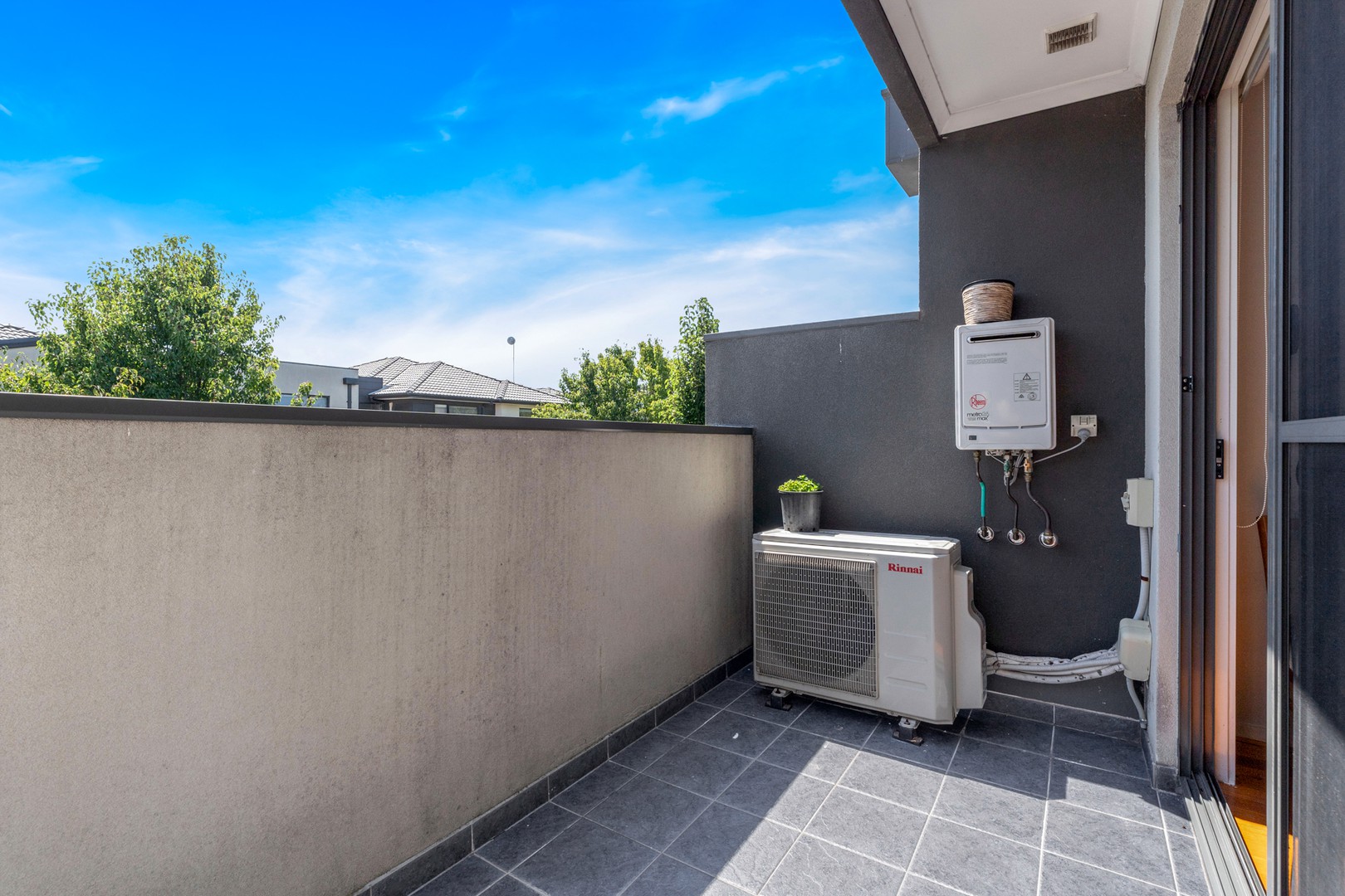 61 Furlong Street, Craigieburn, VIC 3064, Craigieburn - Thumbnail 8