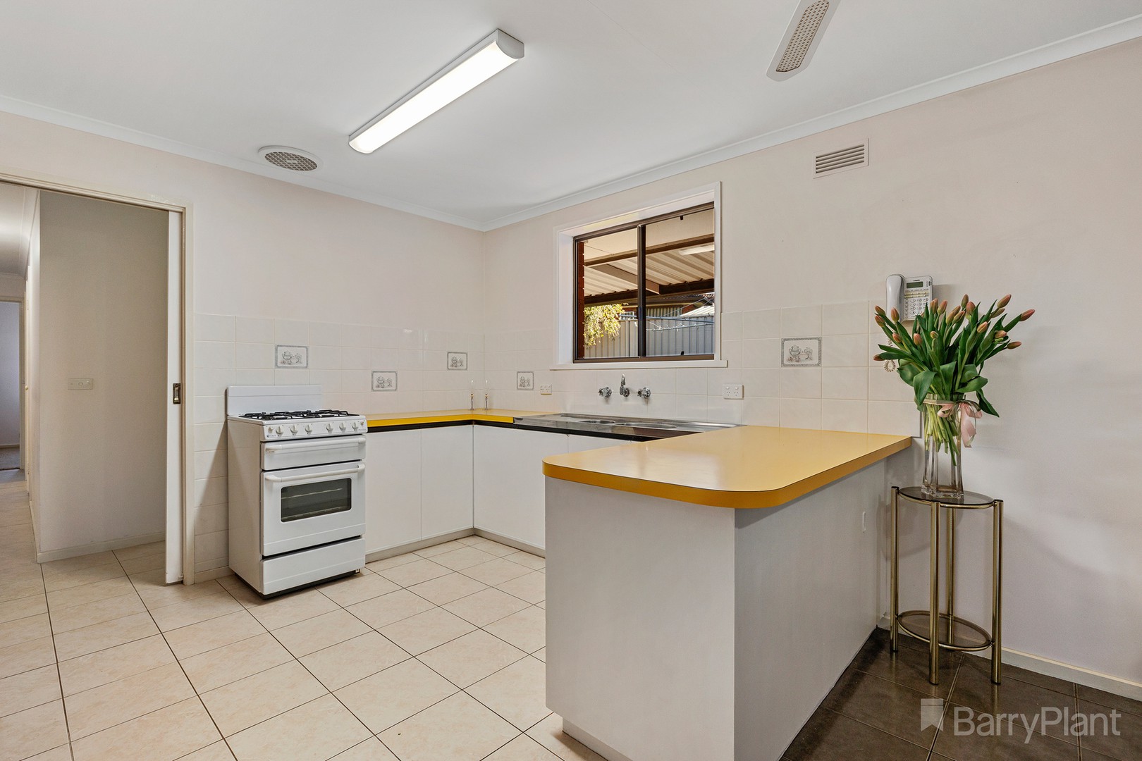 61 Gill AvenueCalifornia Gully, VIC 3556, California Gully - Thumbnail 2