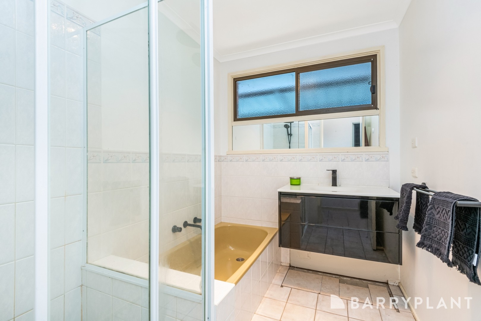 61 Gill Avenue, California Gully, VIC 3556, California Gully - Thumbnail 7