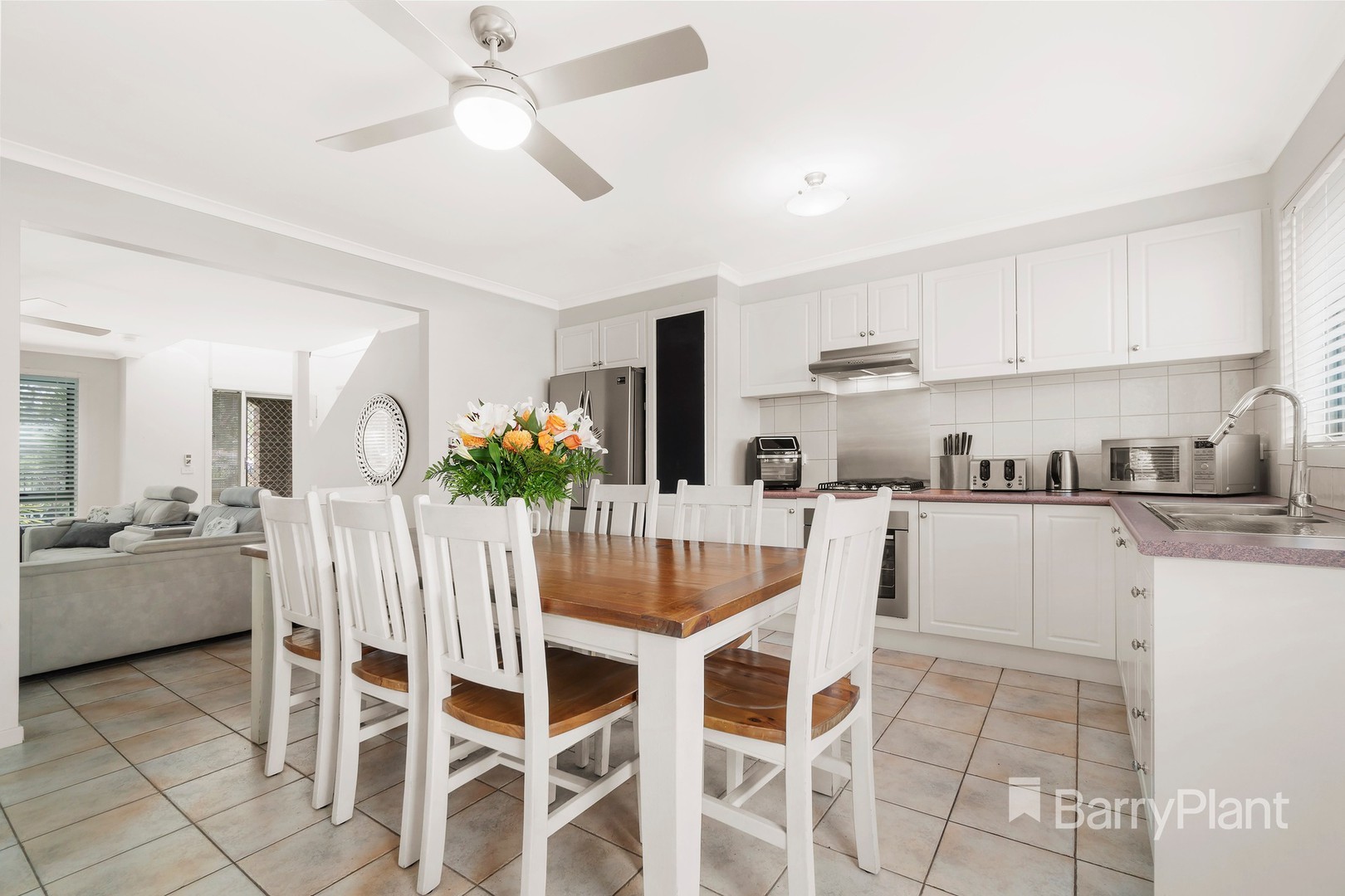 61 Gorge Road, South Morang, VIC 3752, South Morang - Thumbnail 3