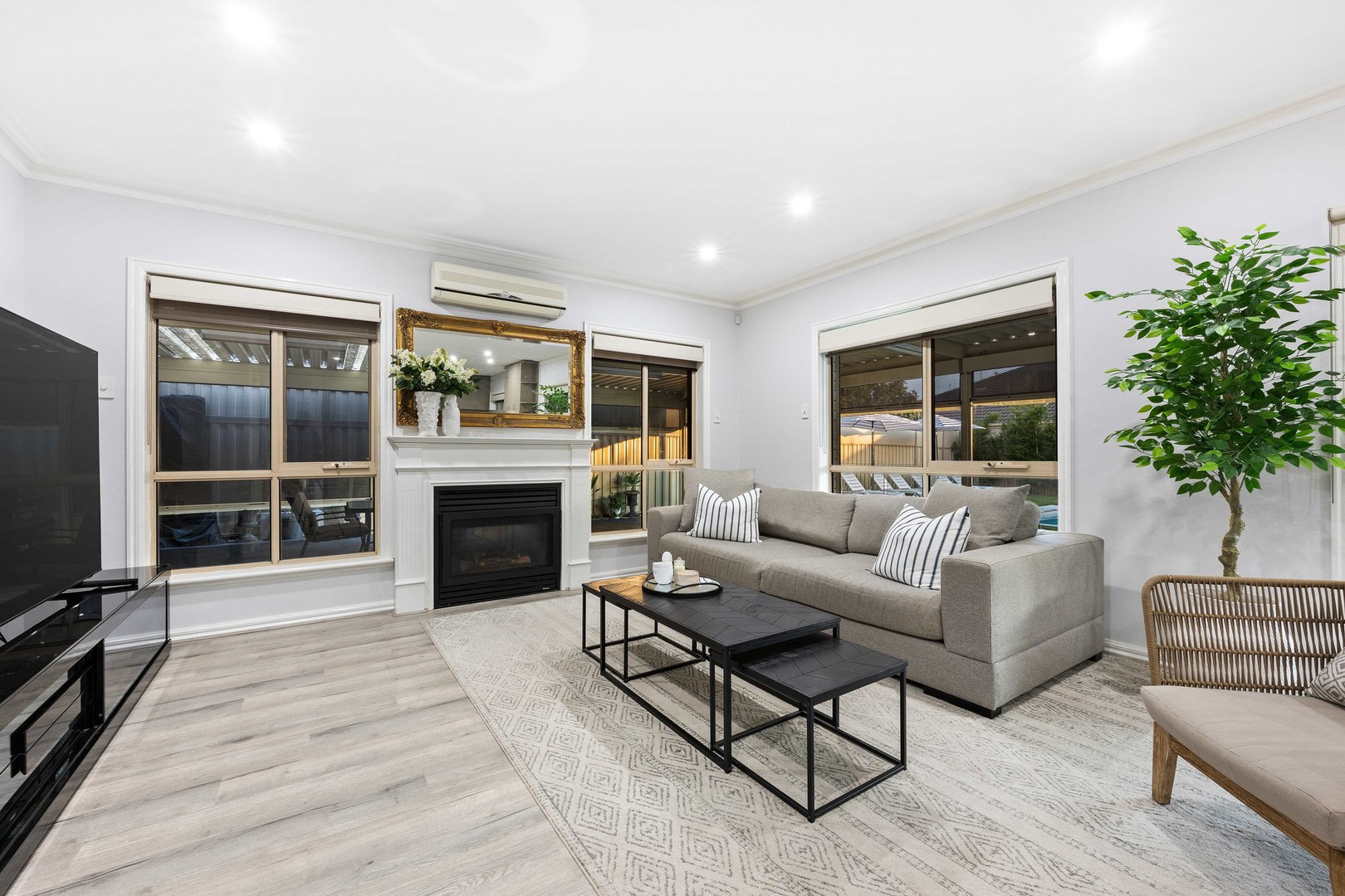 61 Hillcrest Drive, Hillside, VIC 3037, Hillside - Thumbnail 7