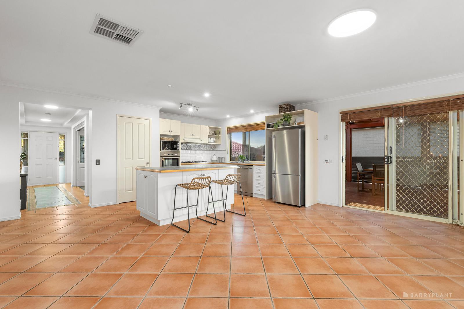 61 Kamarooka Drive, Wattle Glen, VIC 3096, Wattle Glen - Thumbnail 5