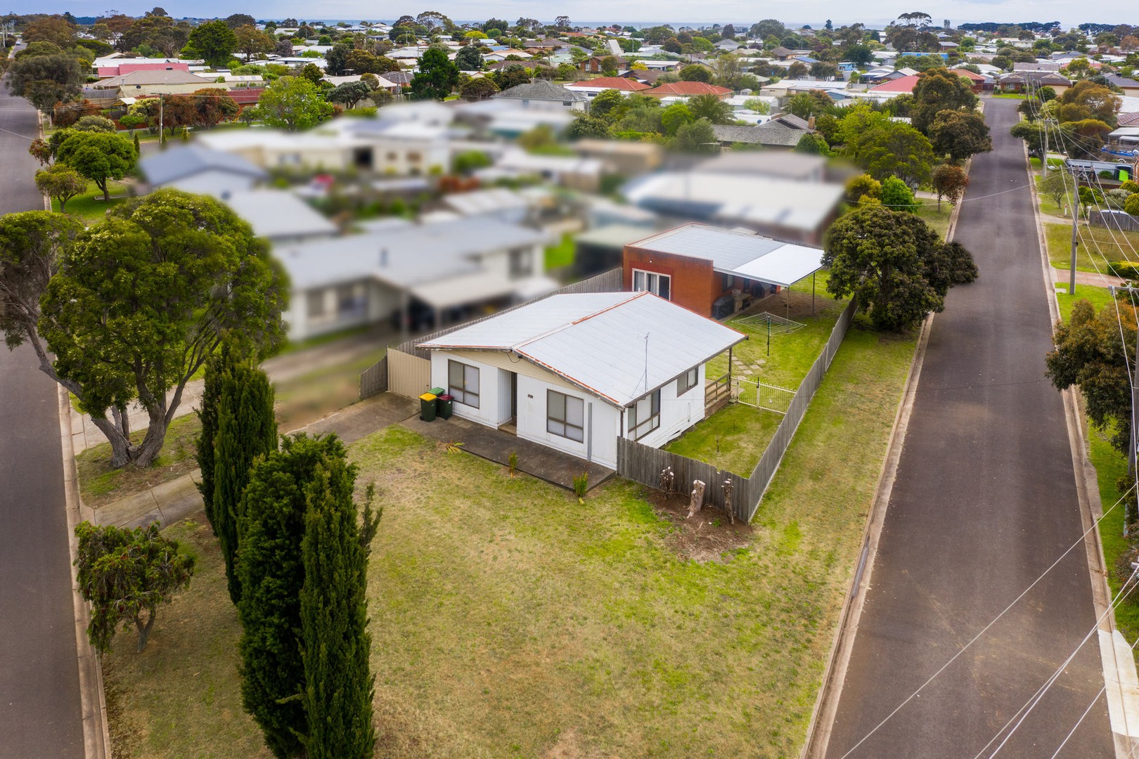61 Lake View Crescent, St Leonards, VIC 3223 - Thumbnail 2 - 25/01/2022
