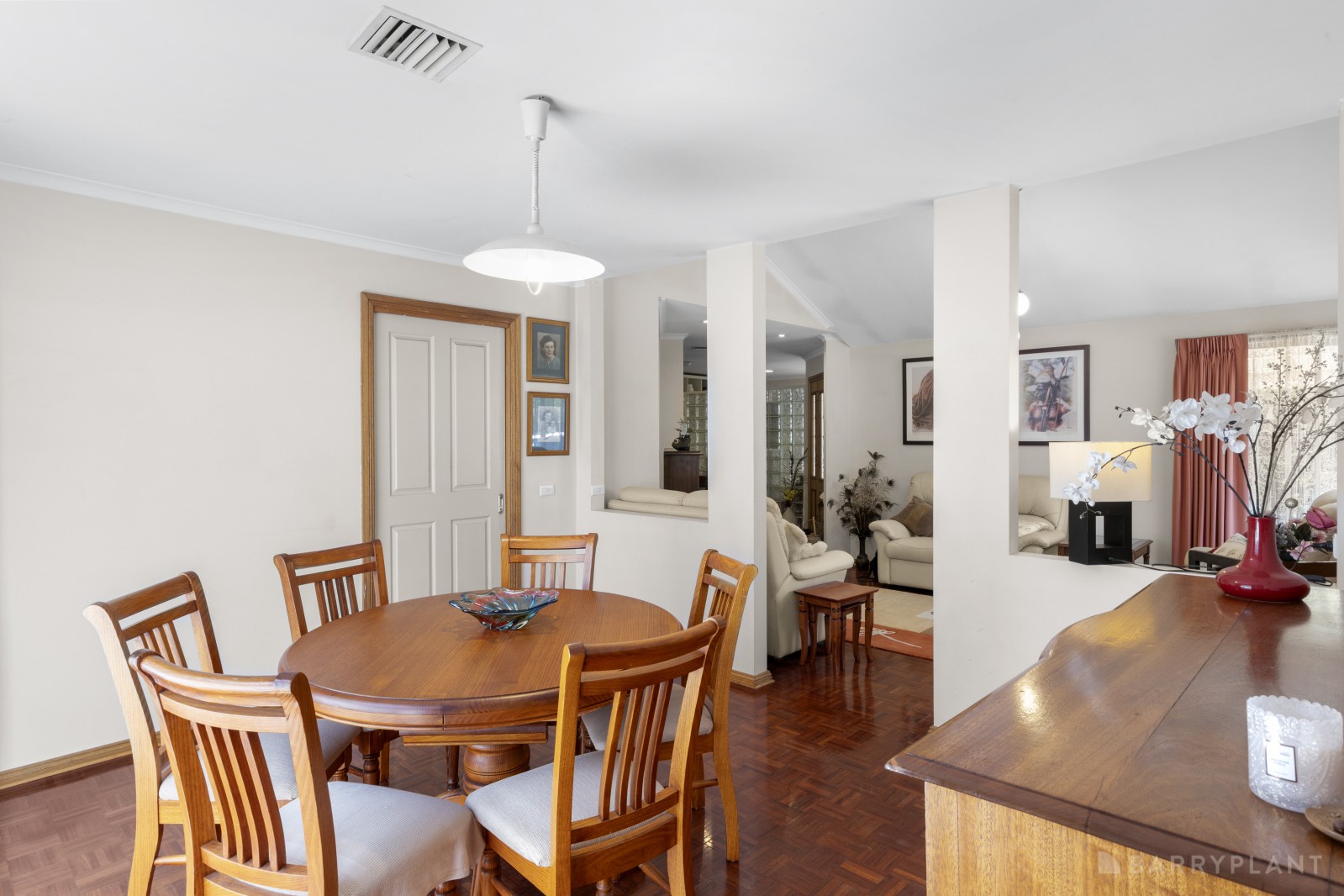 61 Lakewood Drive, Knoxfield, VIC 3180, Knoxfield - Thumbnail 3