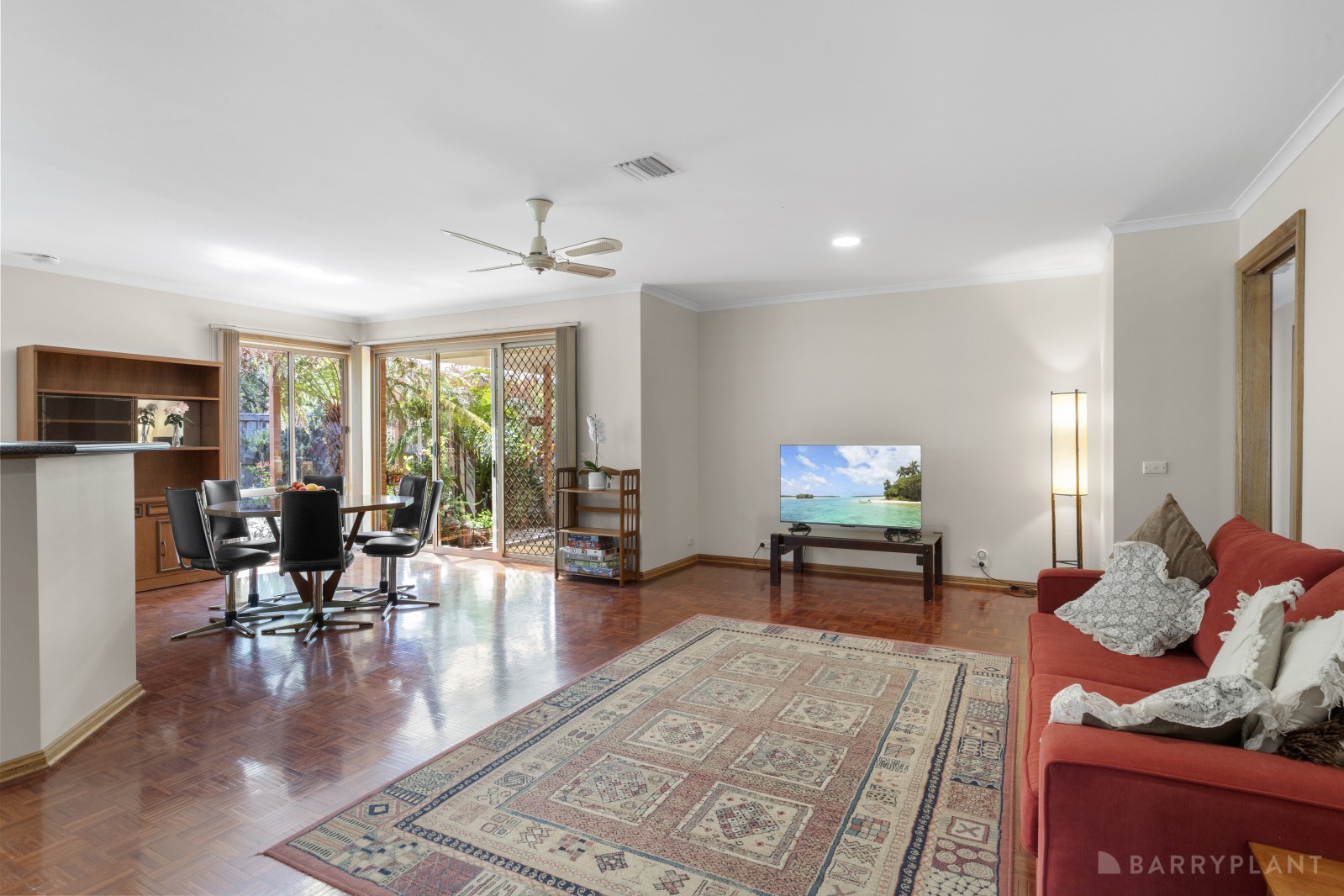 61 Lakewood Drive, Knoxfield, VIC 3180, Knoxfield - Thumbnail 5