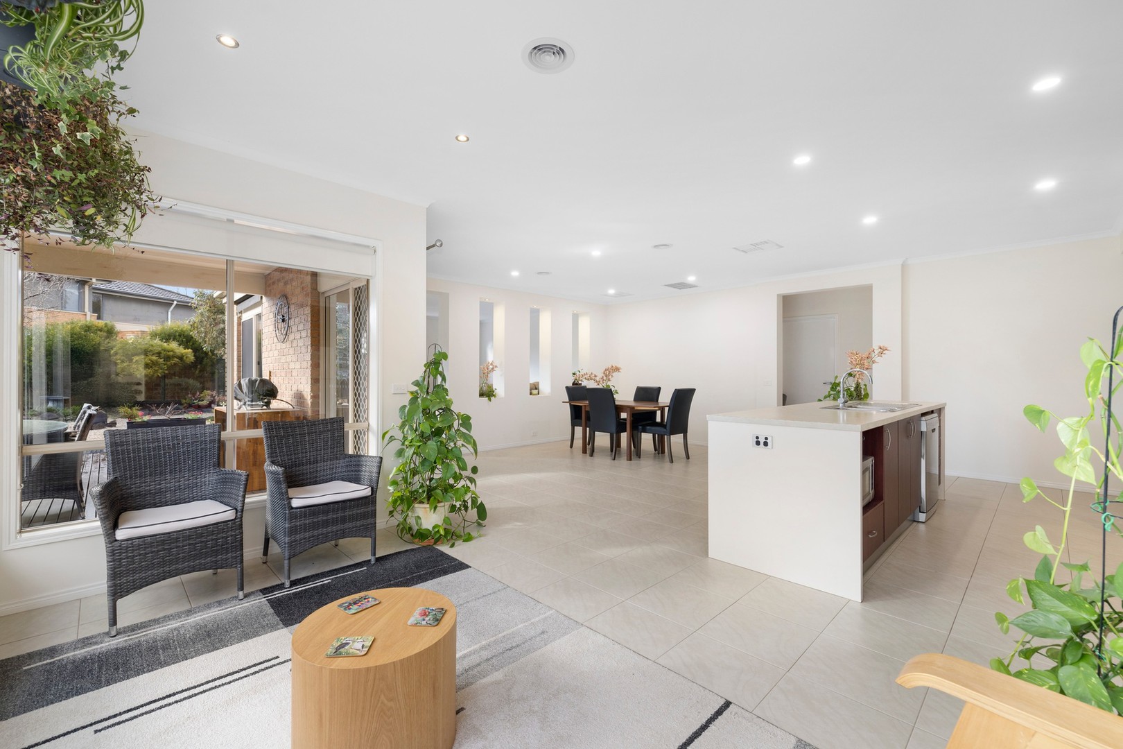 61 Neptune Drive, Point Cook, VIC 3030, Point Cook - Thumbnail 3
