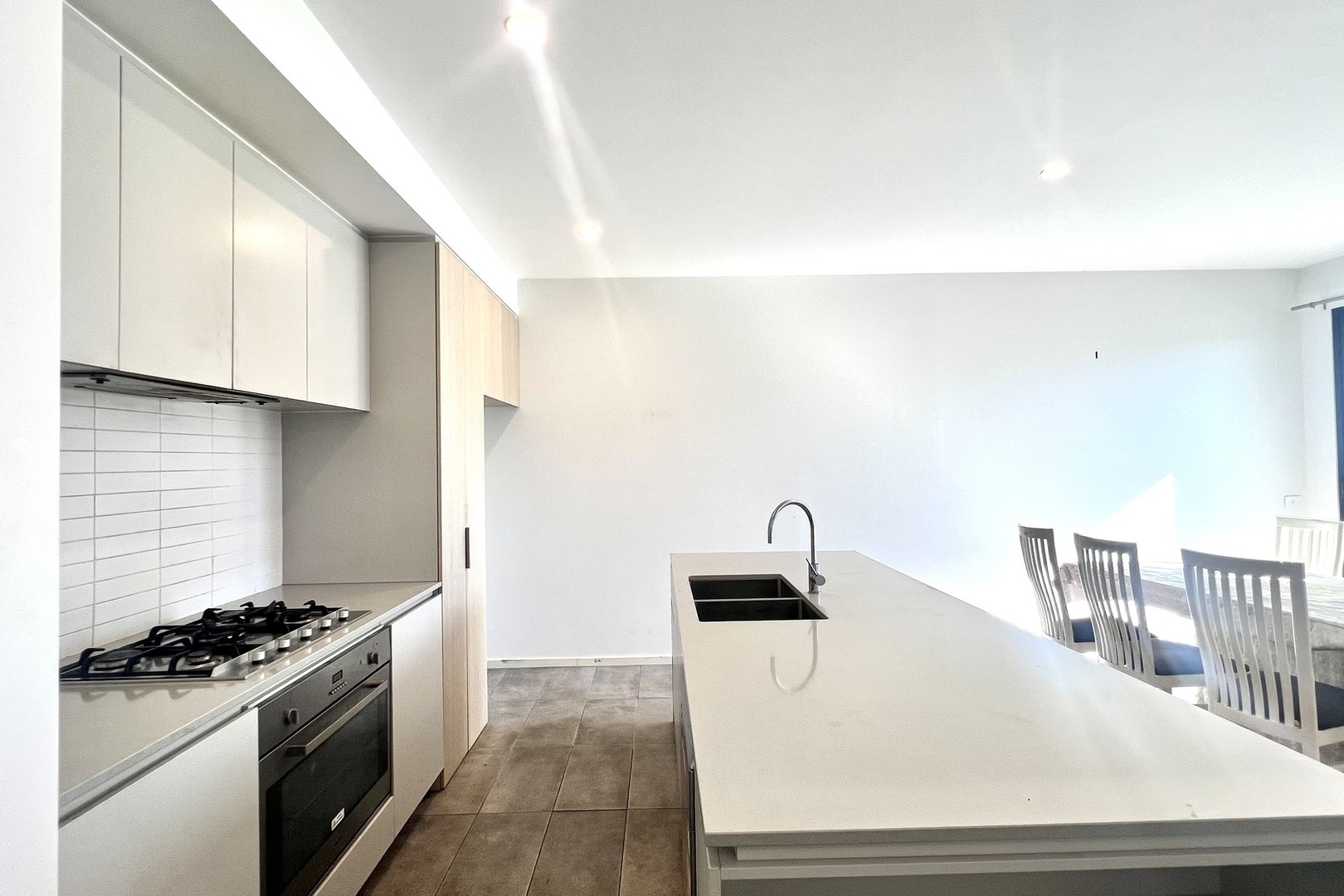 61 Oakden Crescent, St Albans, VIC 3021, St Albans - Thumbnail 2