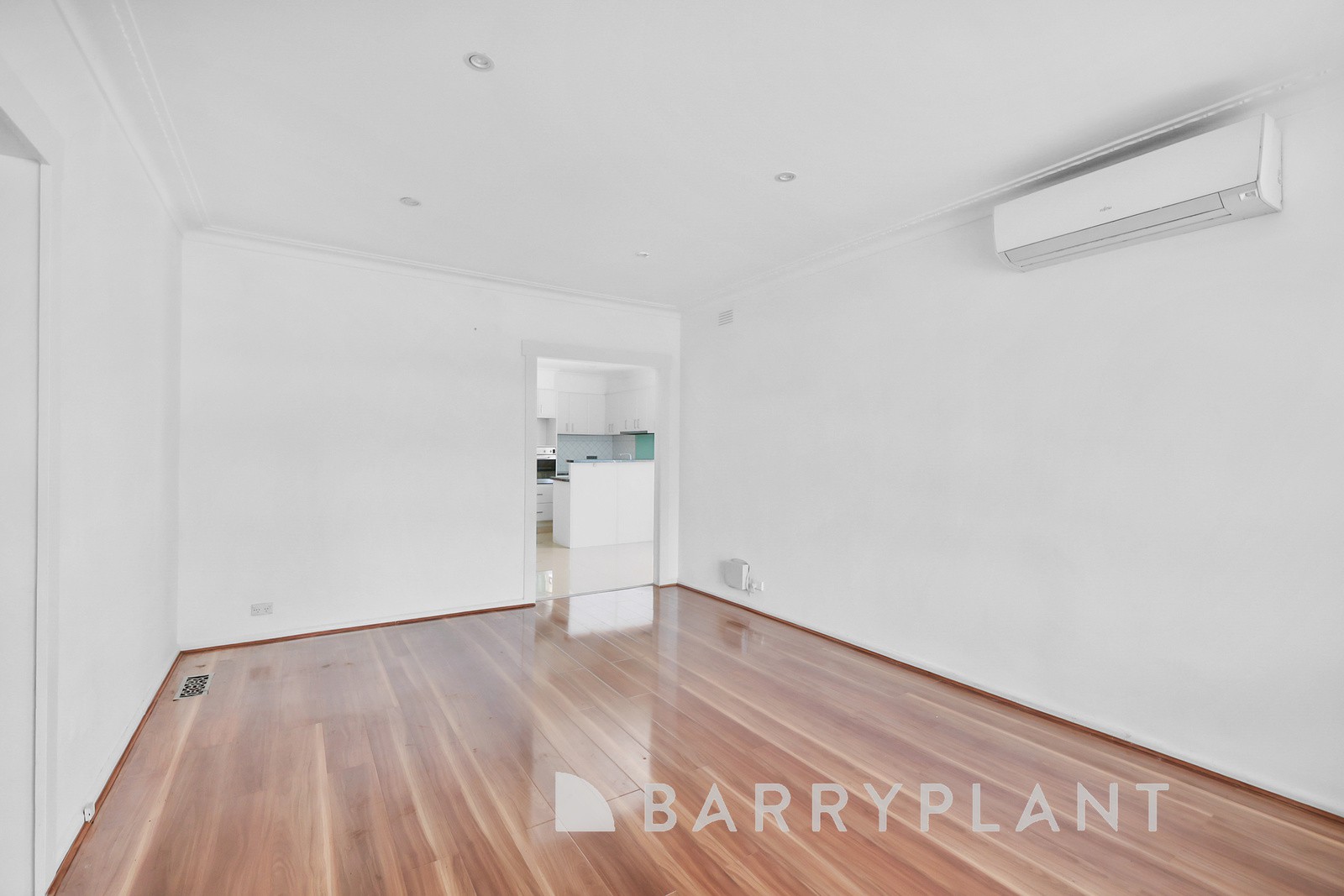 61 Palmerston Street, Melton, VIC 3337, Melton - Thumbnail 5