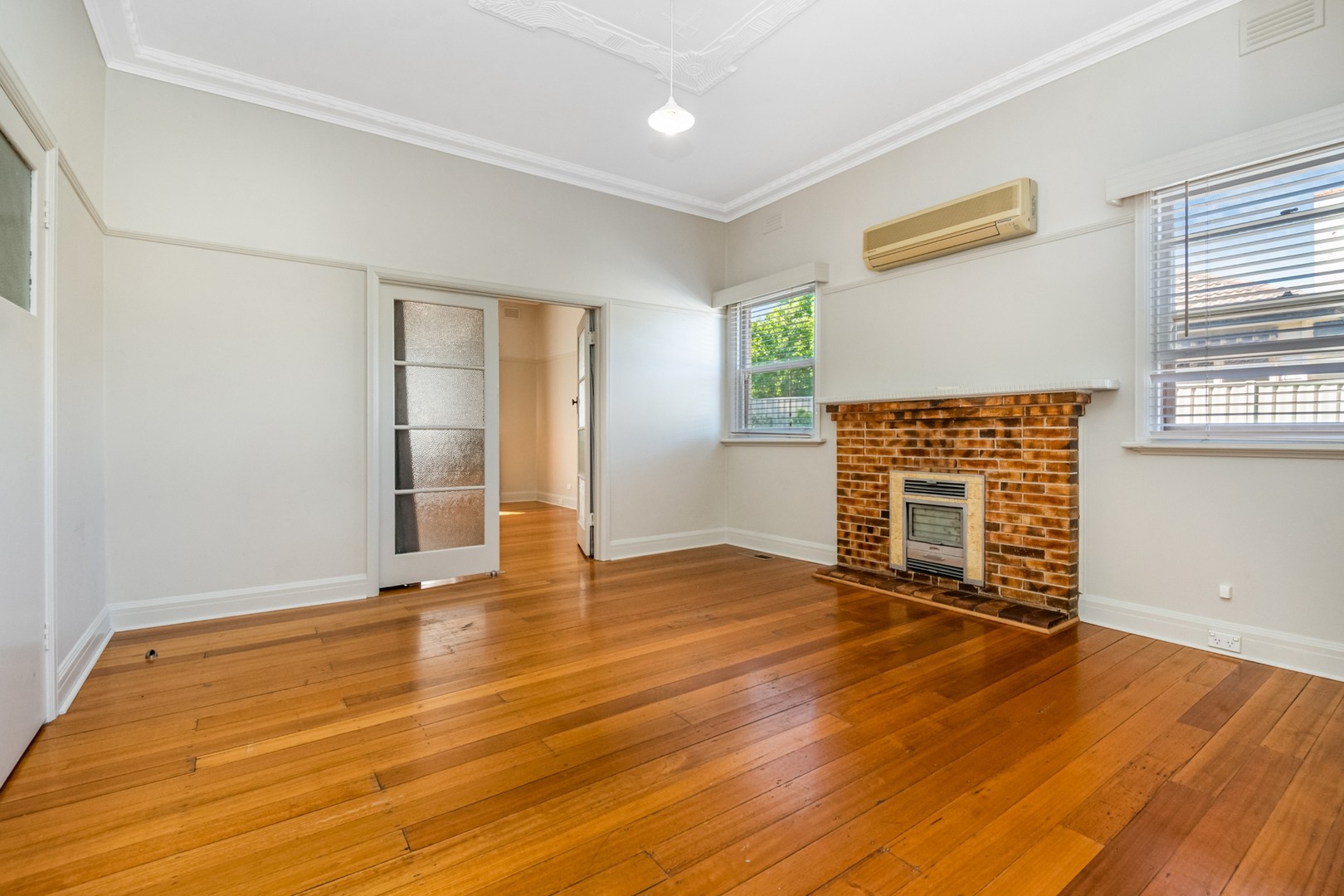 61 Raglan Street, White Hills, VIC 3550, White Hills - Thumbnail 4