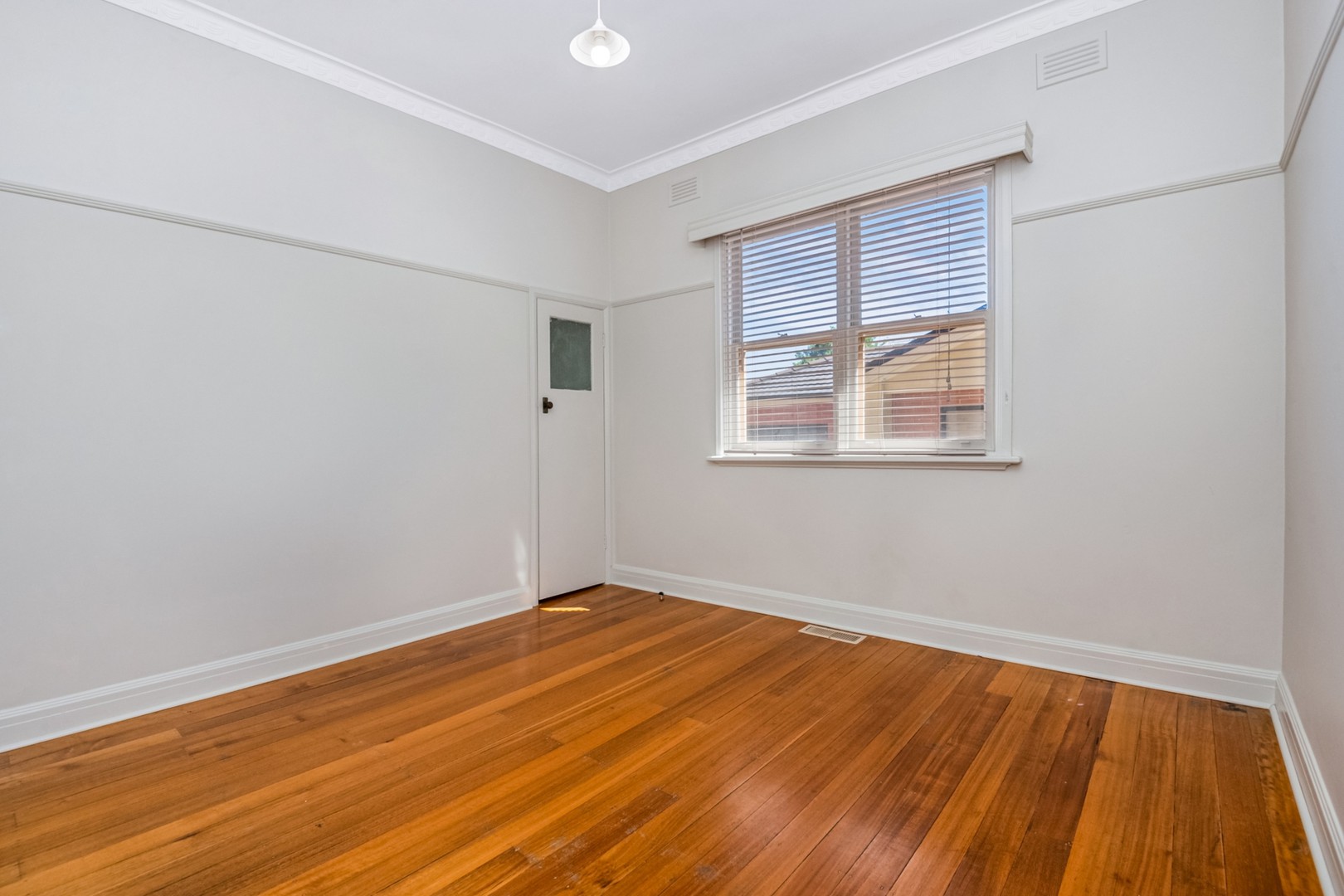 61 Raglan Street, White Hills, VIC 3550, White Hills - Thumbnail 6