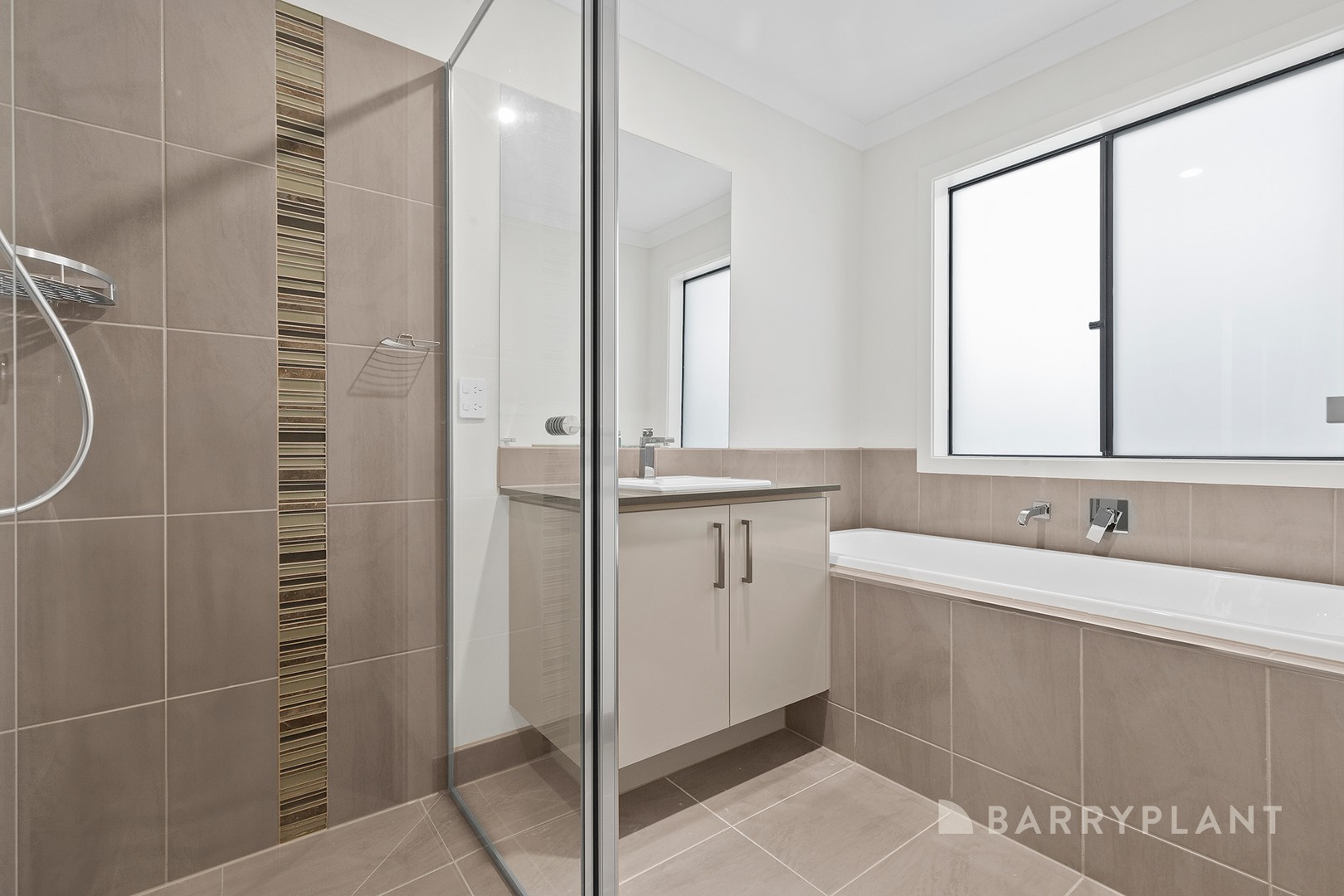 61 Rix Road, Officer, VIC 3809, Officer - Thumbnail 7