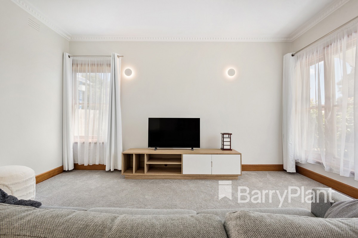 61 Rosemore Road, Rosebud, VIC 3939, Rosebud - Thumbnail 7