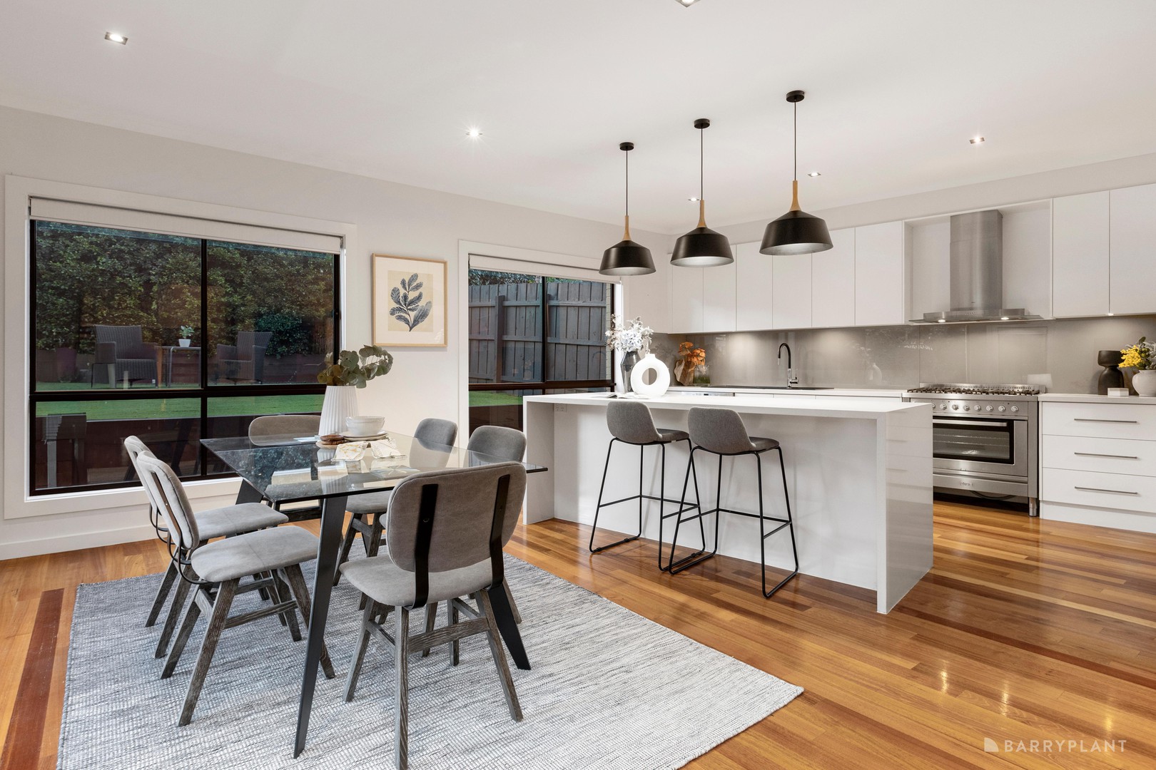 61 Russell Crescent, Doncaster East, VIC 3109, Doncaster East - Thumbnail 3