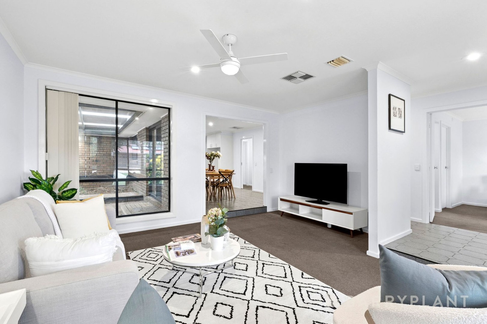 61 Silvereye Crescent, Werribee, VIC 3030, Werribee - Thumbnail 4