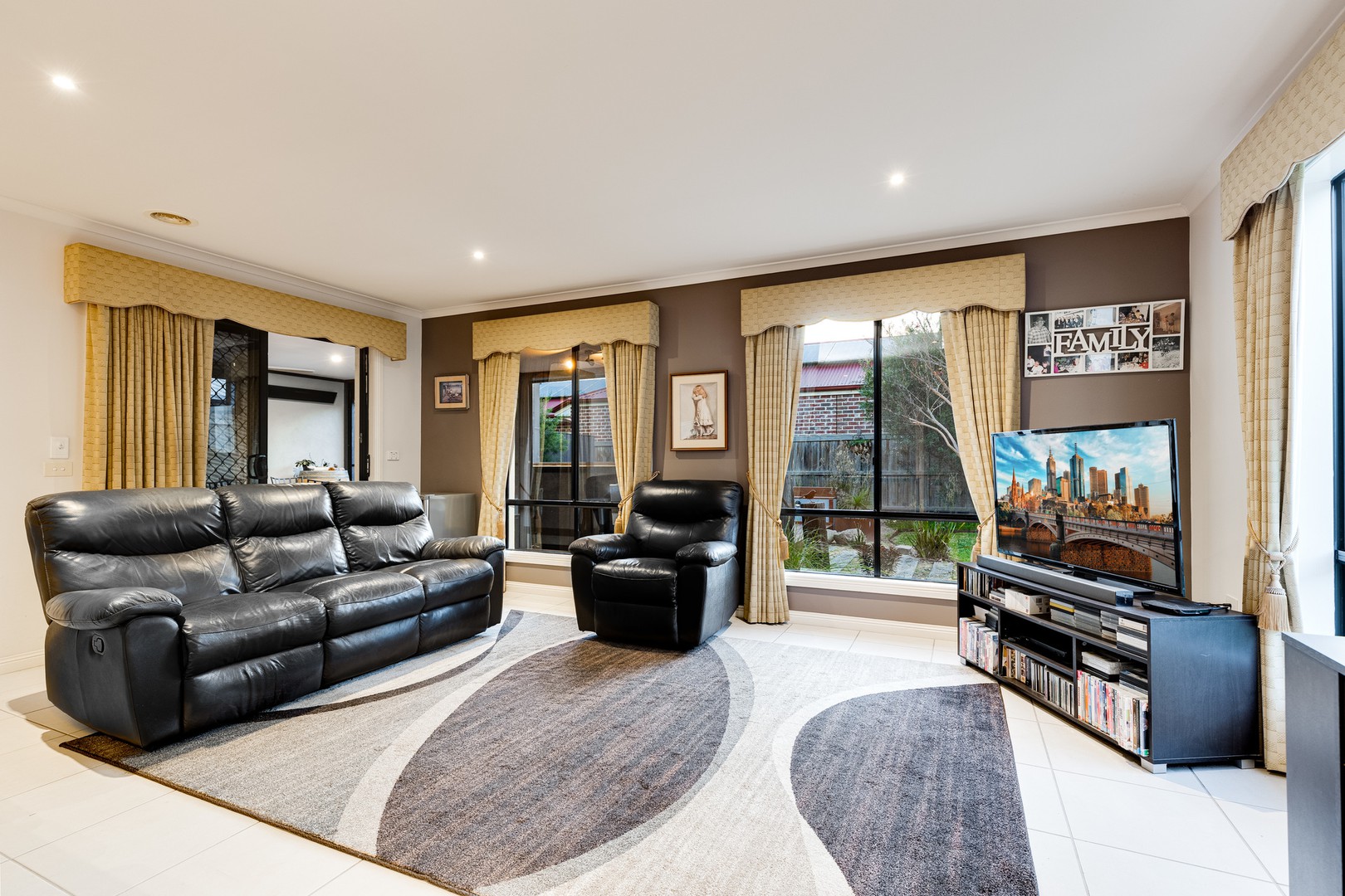 61 Sovereign Manors Crescent, Rowville, VIC 3178, Rowville - Thumbnail 6