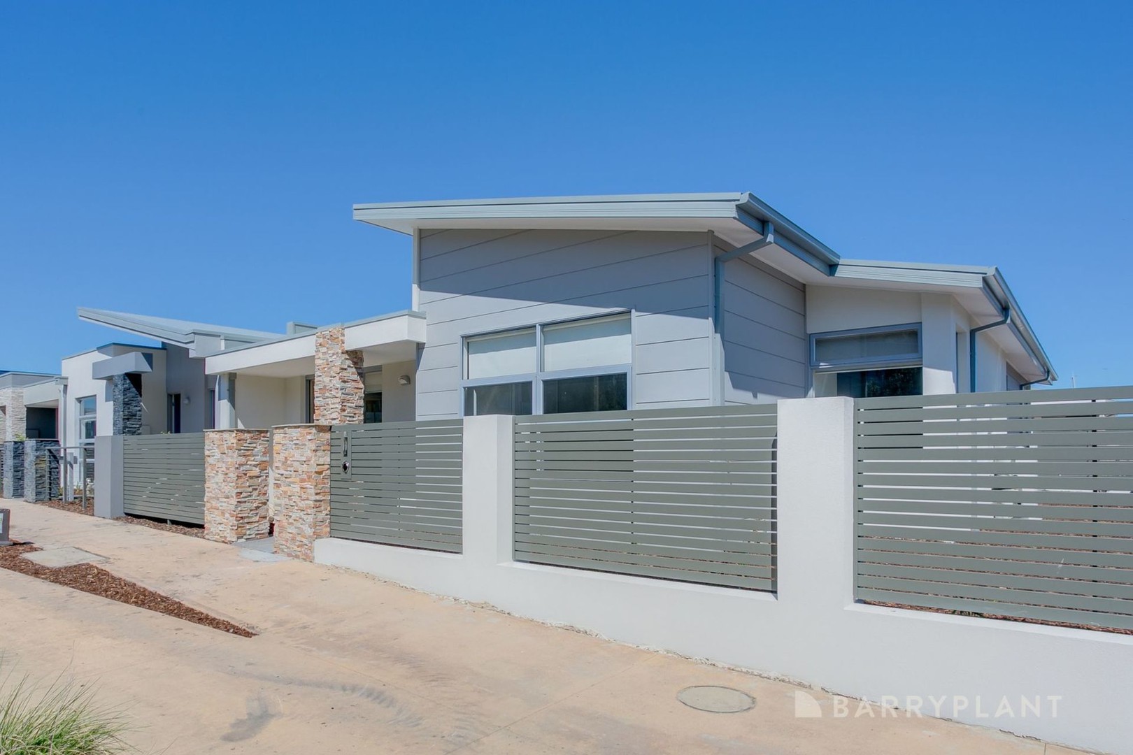 61 Spinnaker Terrace, Safety Beach, VIC 3936 - Thumbnail 1 - 05/09/2025