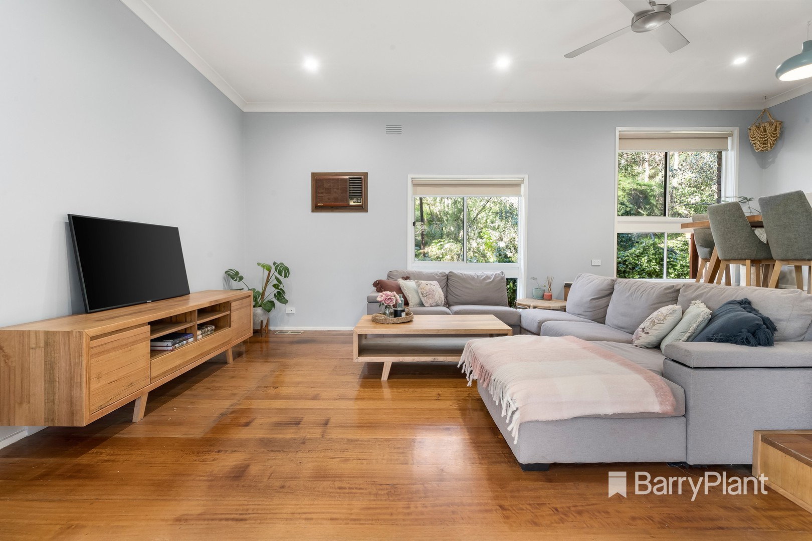 61 Taylor Road, Hurstbridge, VIC 3099, Hurstbridge - Thumbnail 3