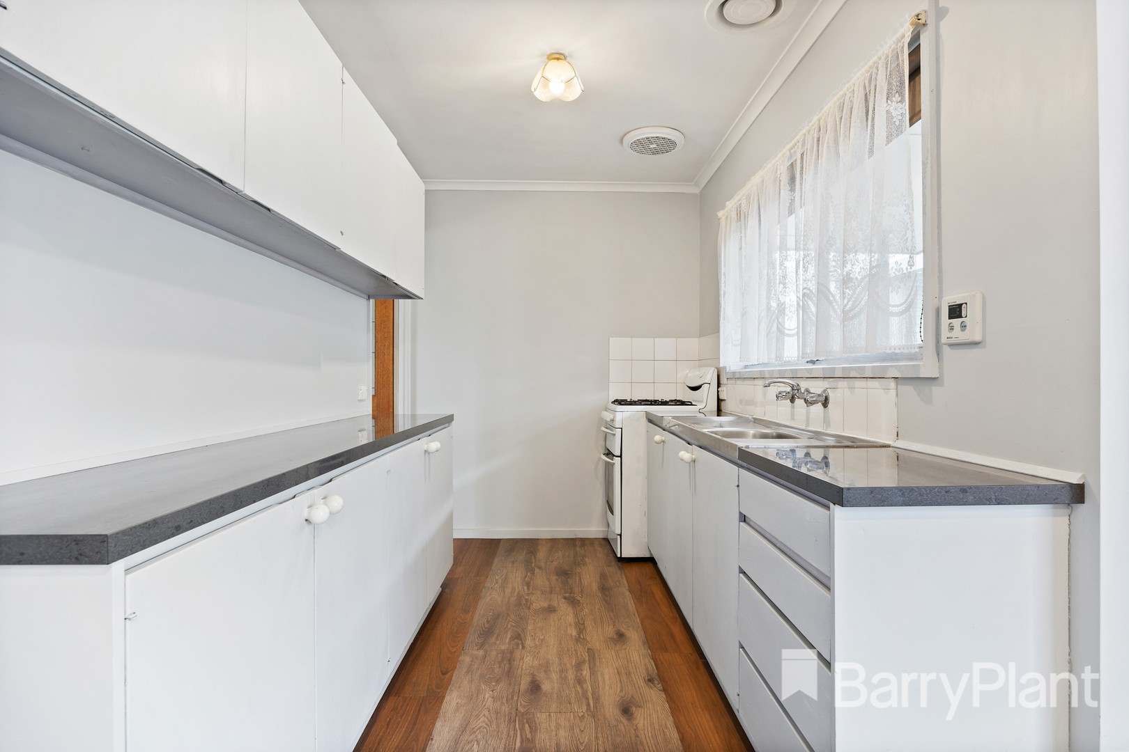 61 Yarrowee Street, Sebastopol, VIC 3356, Sebastopol - Thumbnail 6