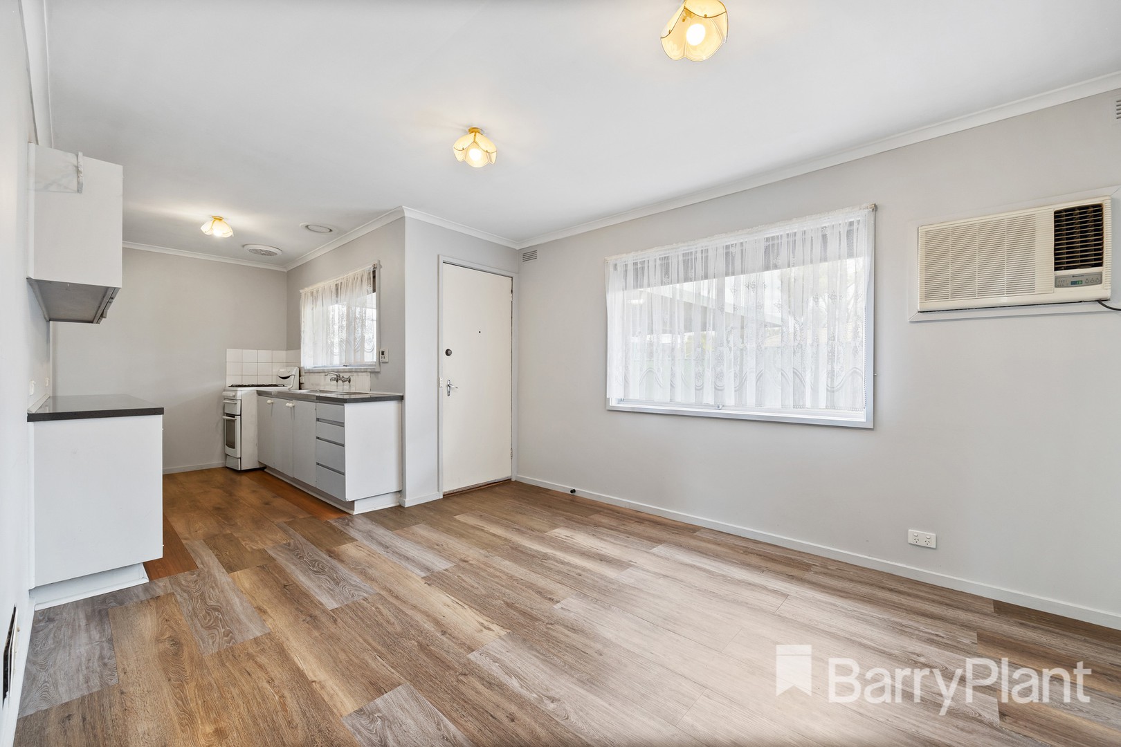 61 Yarrowee Street, Sebastopol, VIC 3356, Sebastopol - Thumbnail 8