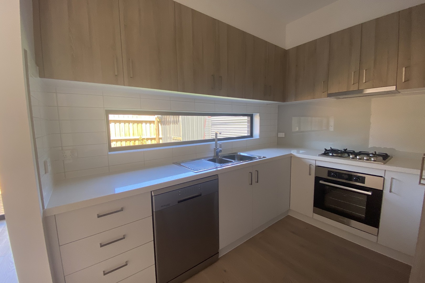 61B Leamington Street, Reservoir, VIC 3073, Reservoir - Thumbnail 2