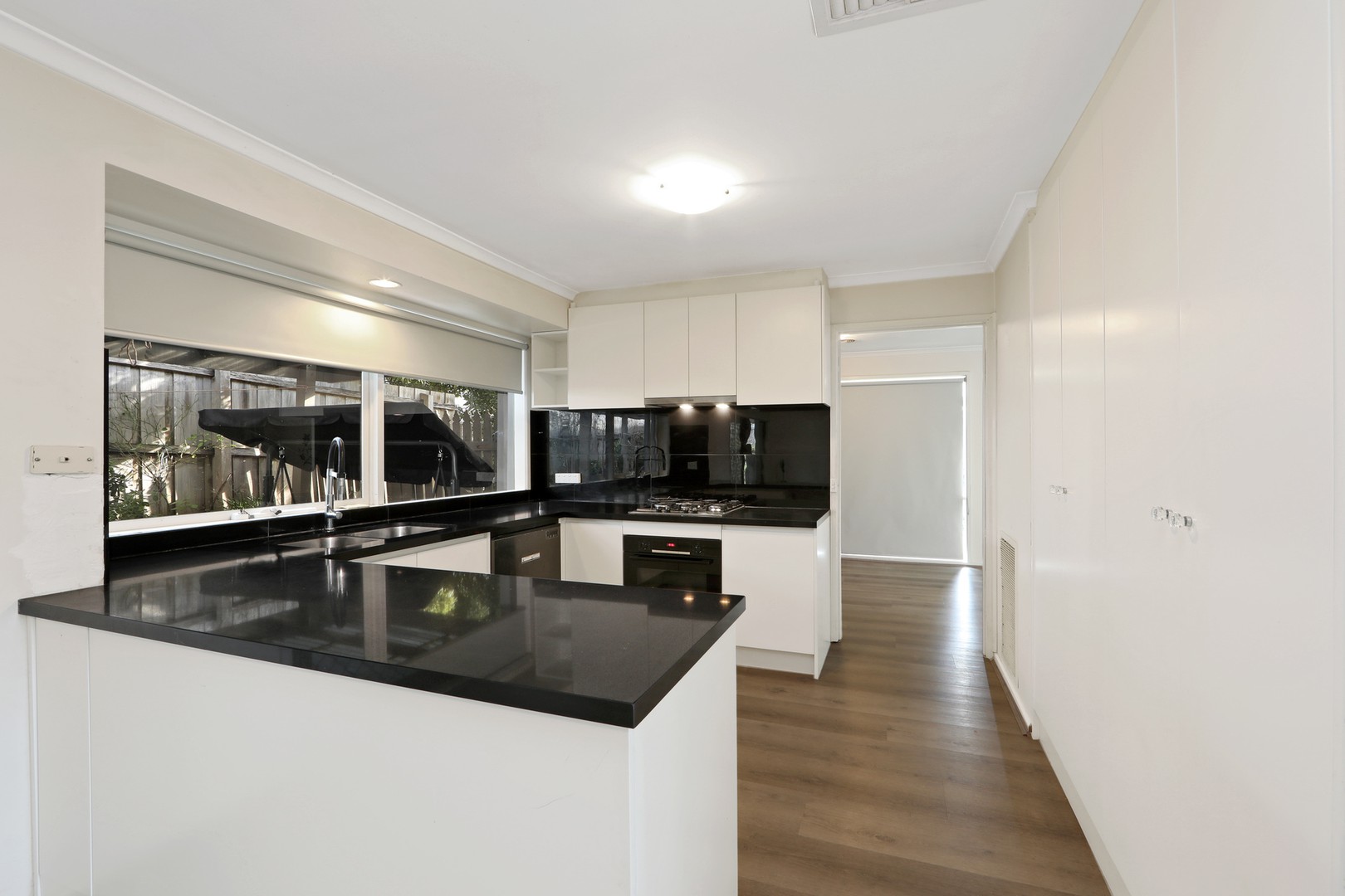62 Bellfield Drive, Lysterfield, VIC 3156, Lysterfield - Thumbnail 2