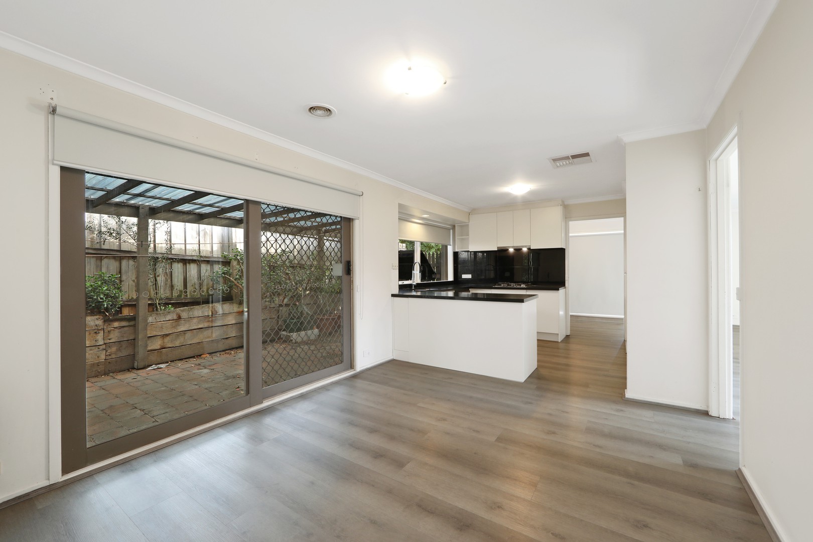 62 Bellfield Drive, Lysterfield, VIC 3156, Lysterfield - Thumbnail 3
