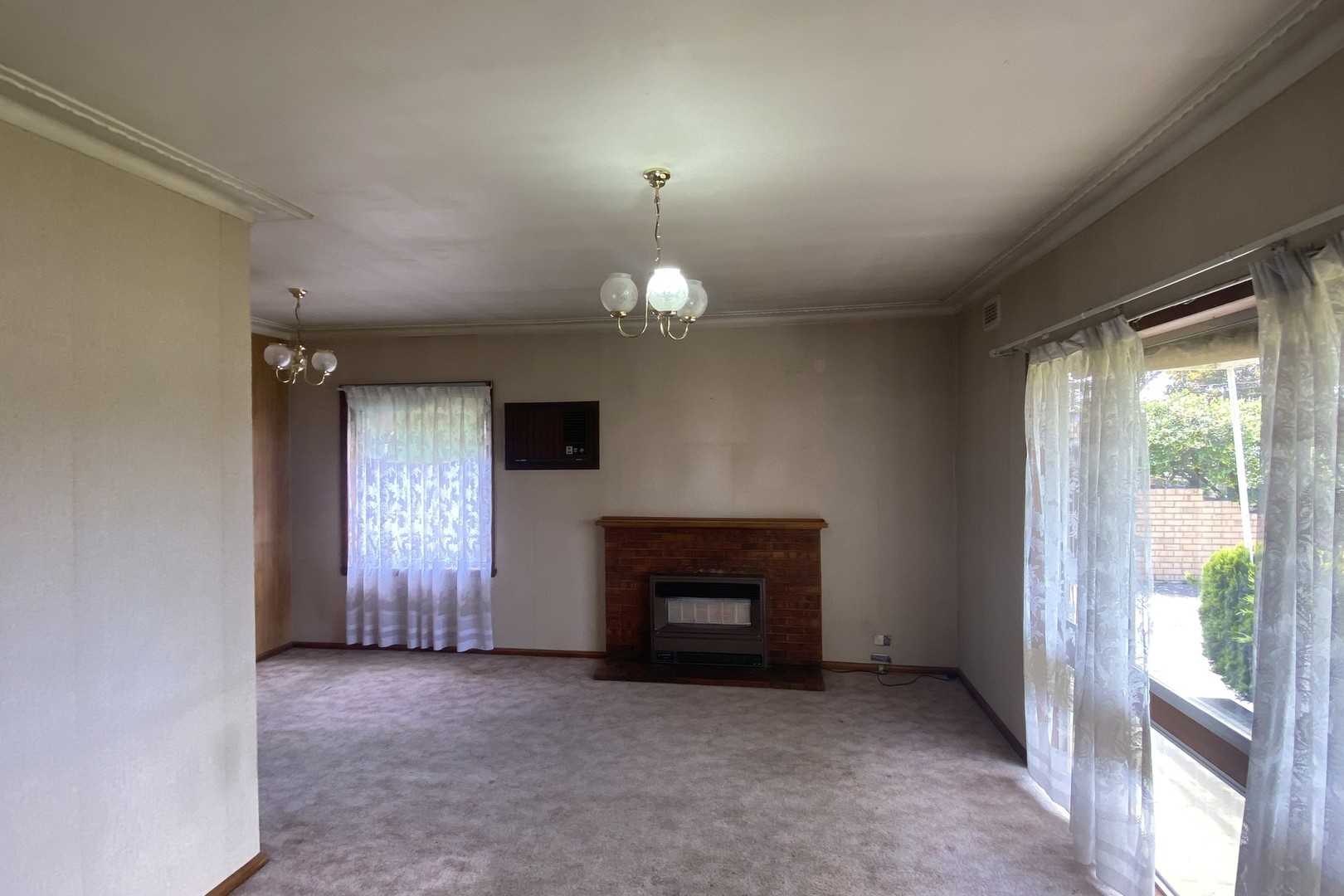 62 Darebin Boulevard, Reservoir, VIC 3073 - Thumbnail 2 - 17/11/2021