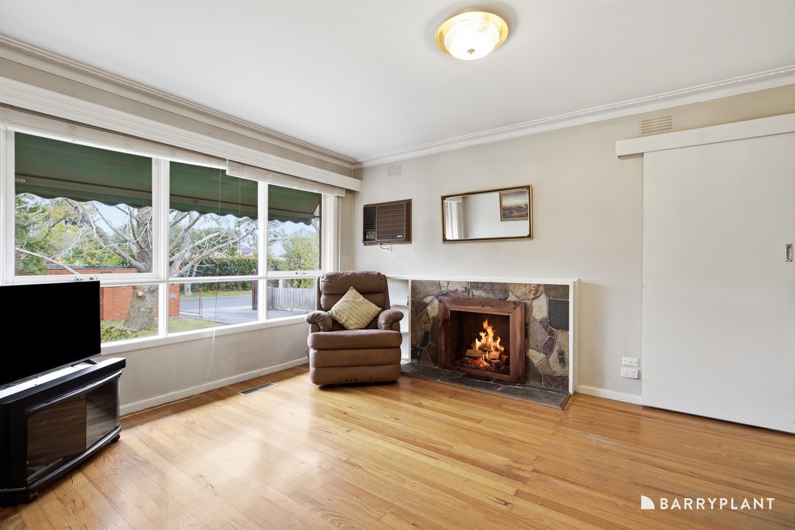 62 Darwin Road, Boronia, VIC 3155 - Thumbnail 2 - 08/09/2026