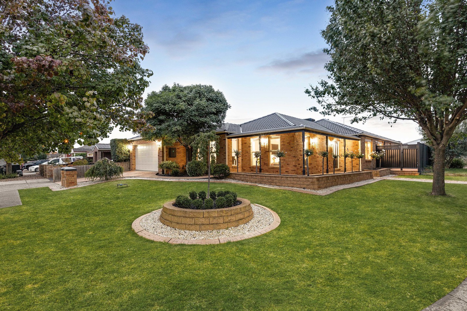 62 Domain Way, Taylors Hill, VIC 3037 - Thumbnail 2 - 15/03/2024