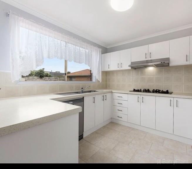 62 Elstar Crescent, Narre Warren, VIC 3805, Narre Warren - Thumbnail 2