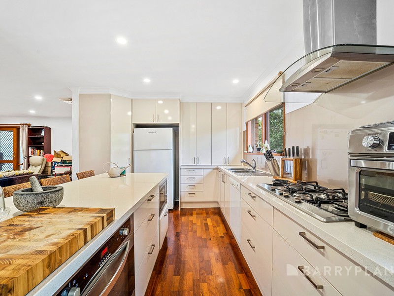 62 Lawrence Drive, Berwick, VIC 3806 - Image - 22/09/2026