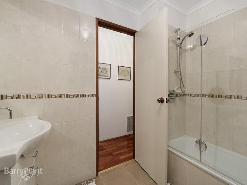 62 Lawrence Drive, Berwick, VIC 3806, Berwick - Thumbnail 7