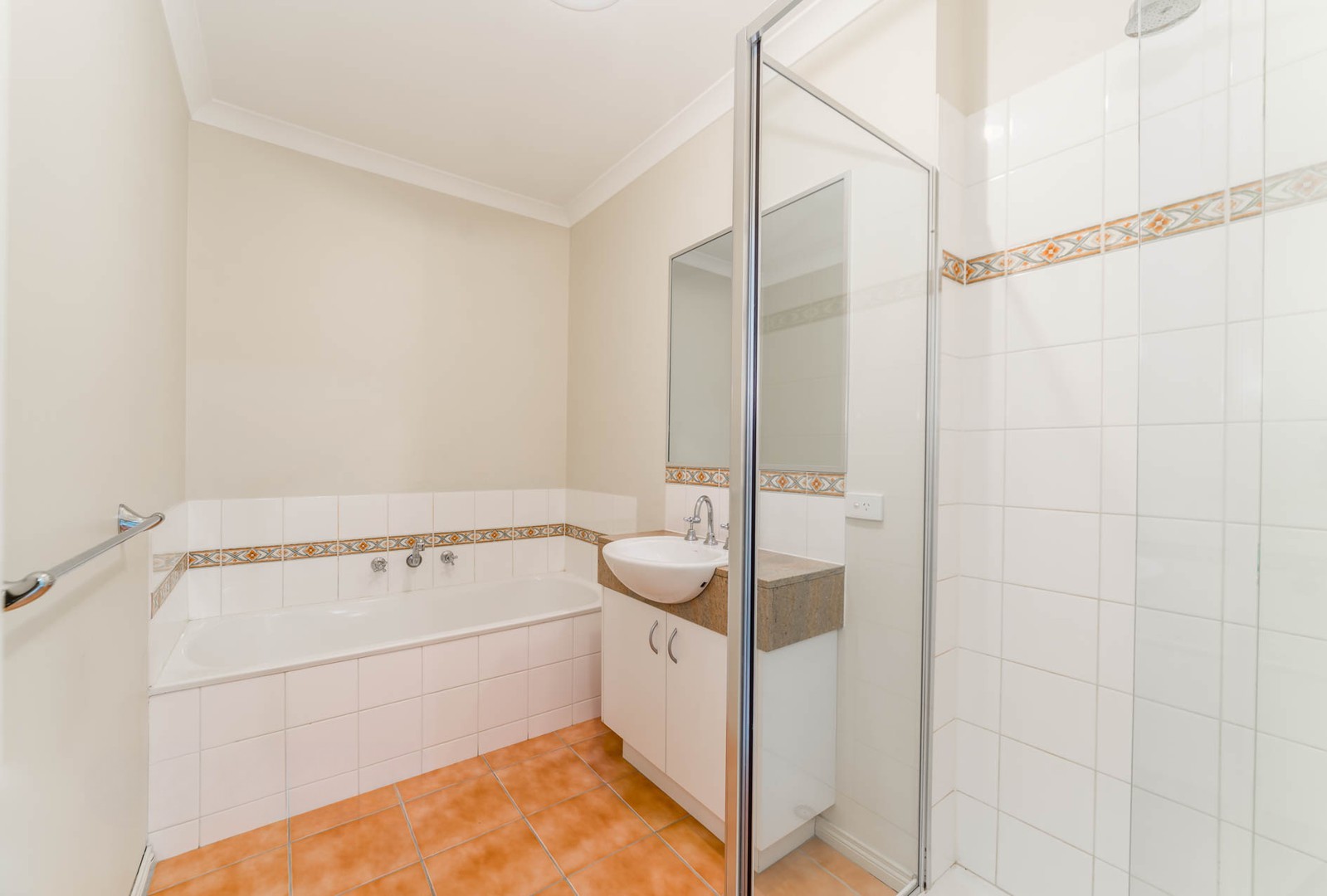 62 Madison Boulevard, Mitcham, VIC 3132 - Thumbnail 2 - 24/06/2024