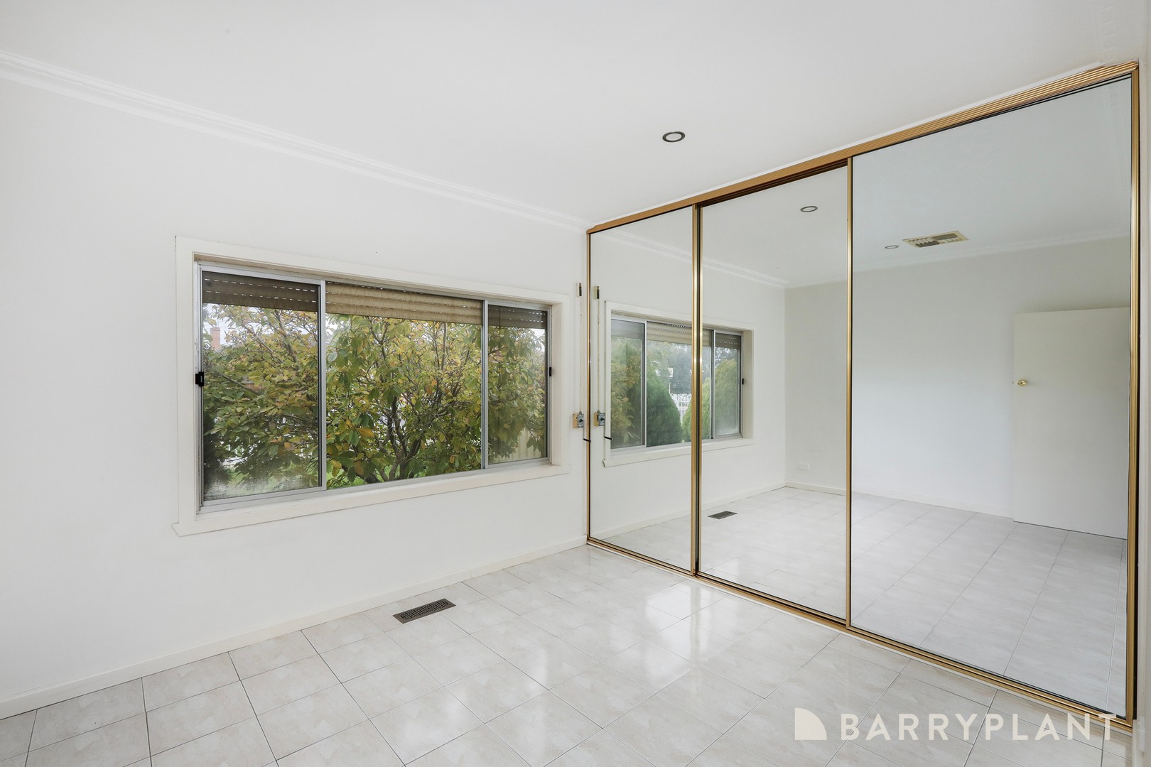 62 Northumberland Road, Sunshine North, VIC 3020, Sunshine North - Thumbnail 4