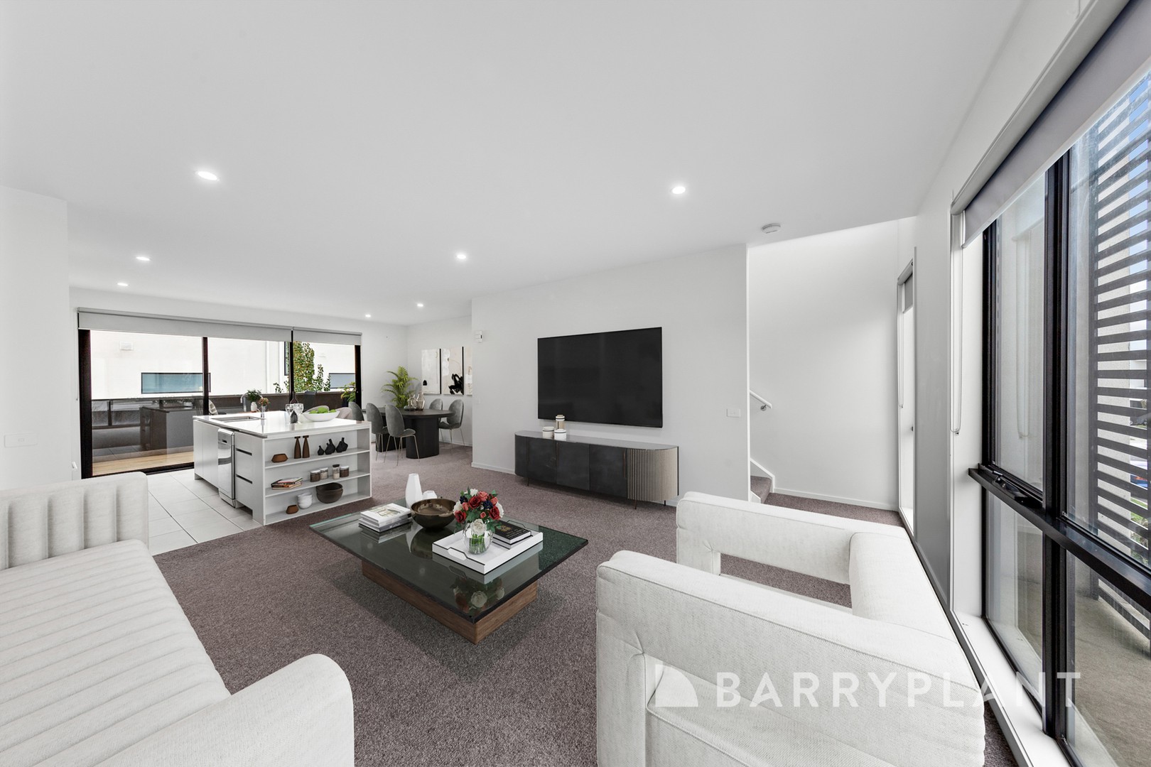 62 Oakden Crescent, St Albans, VIC 3021 - Thumbnail 2 - 11/06/2024