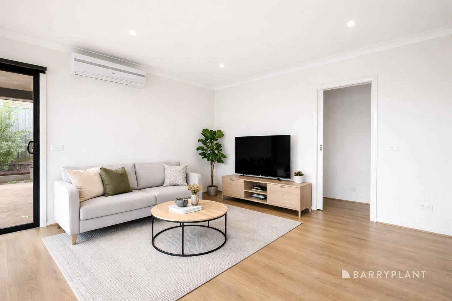 62 Sheoak Street, Warragul, VIC 3820, Warragul - Thumbnail 4