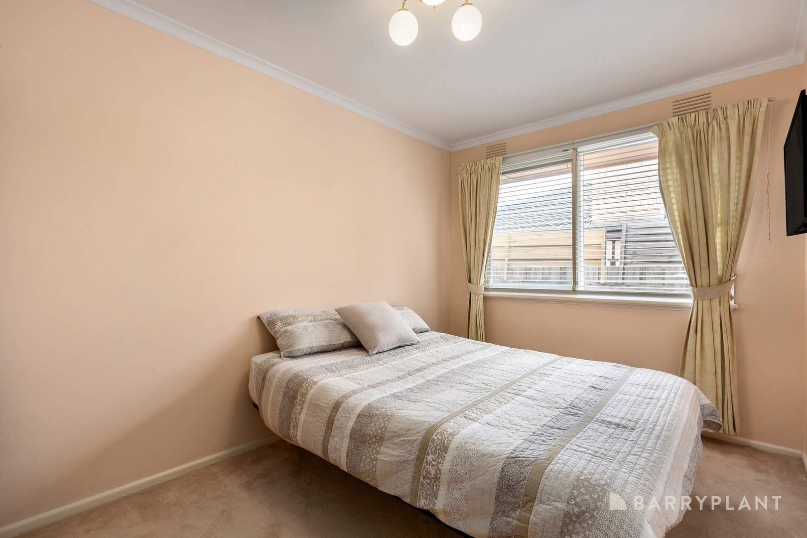 62 Somerlayton Crescent, Fawkner, VIC 3060, Fawkner - Thumbnail 6