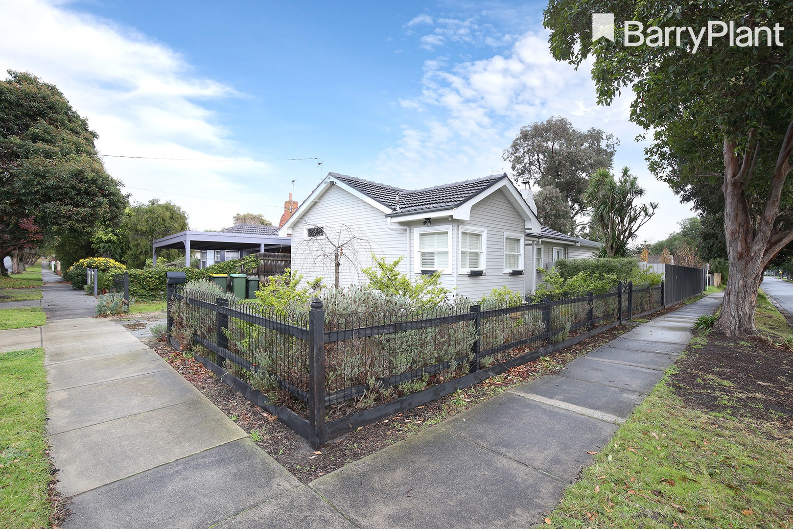 62 Stanley Street, Frankston, VIC 3199 - Thumbnail 2 - 01/08/2025