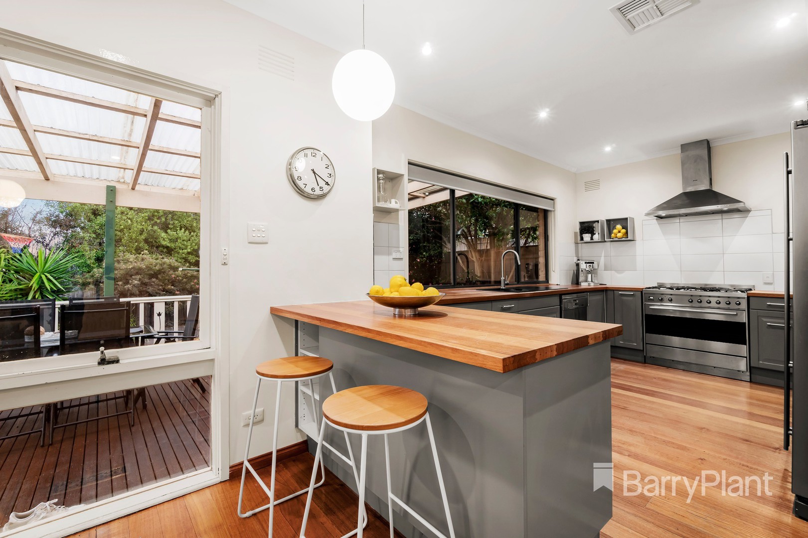 62 Warralong AvenueGreensborough, VIC 3088, Greensborough - Thumbnail 2