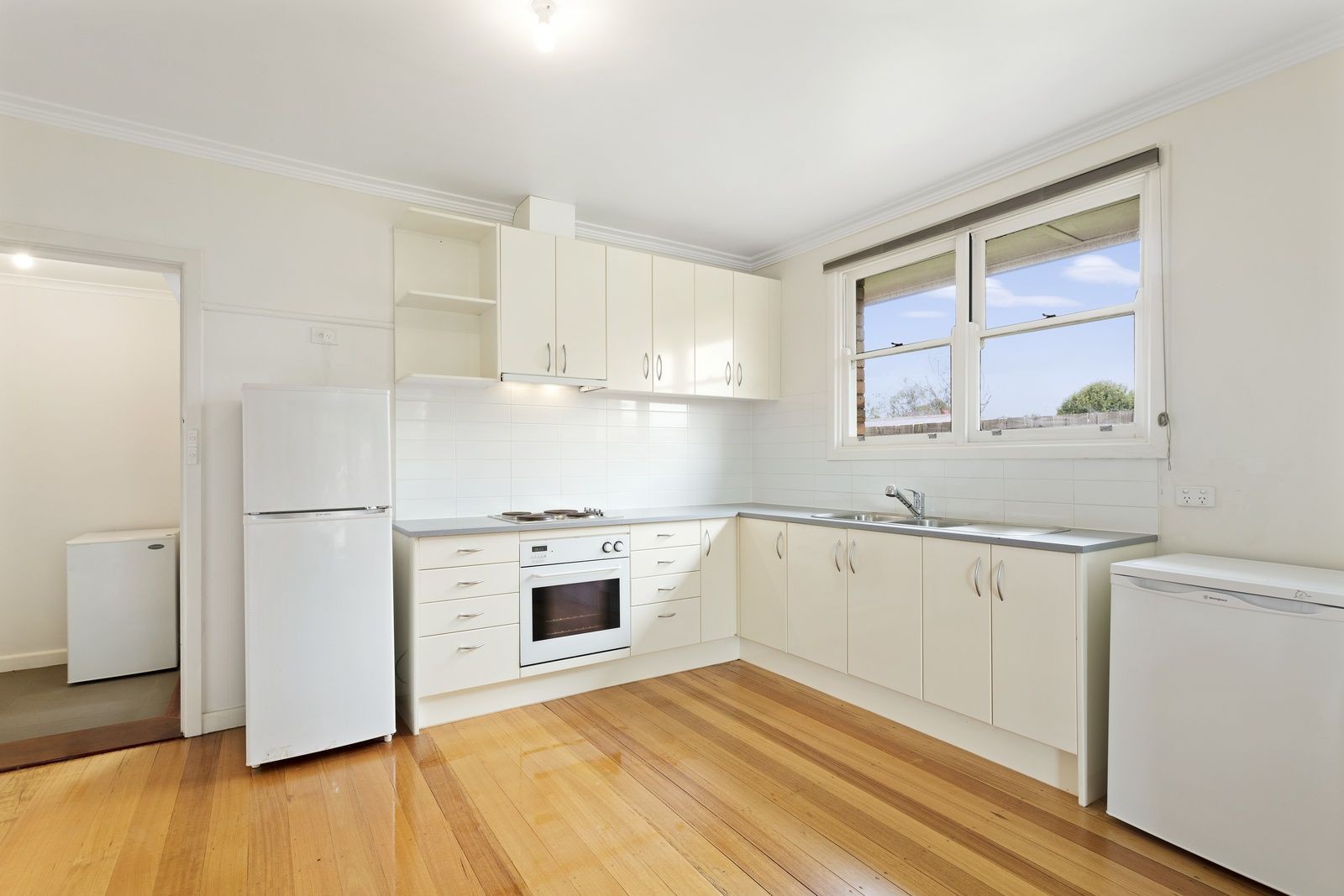 62  Wilton  Avenue, Newcomb, VIC 3219, Newcomb - Thumbnail 2