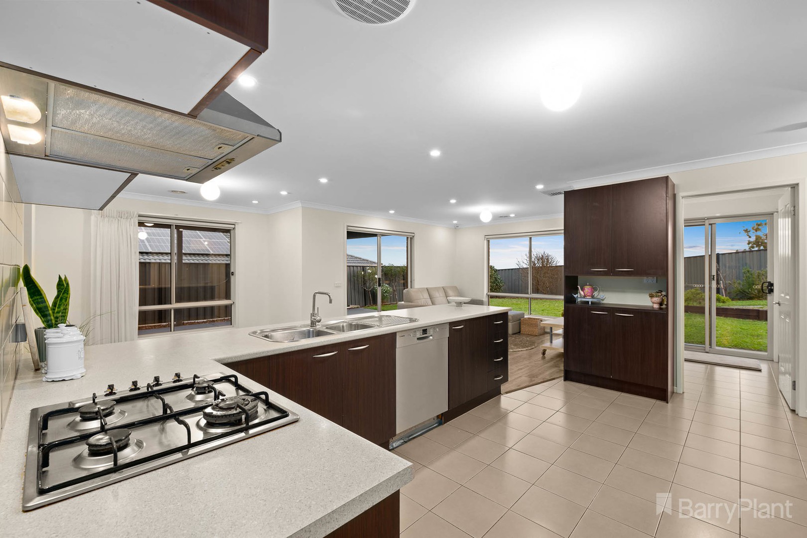 62 Windermere Boulevard, Pakenham, VIC 3810, Pakenham - Thumbnail 4